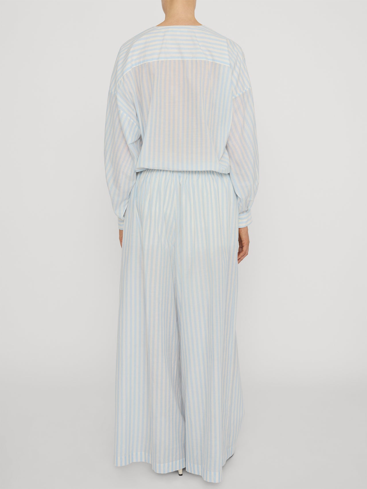 The Gallery Shirt -- Frost Stripe