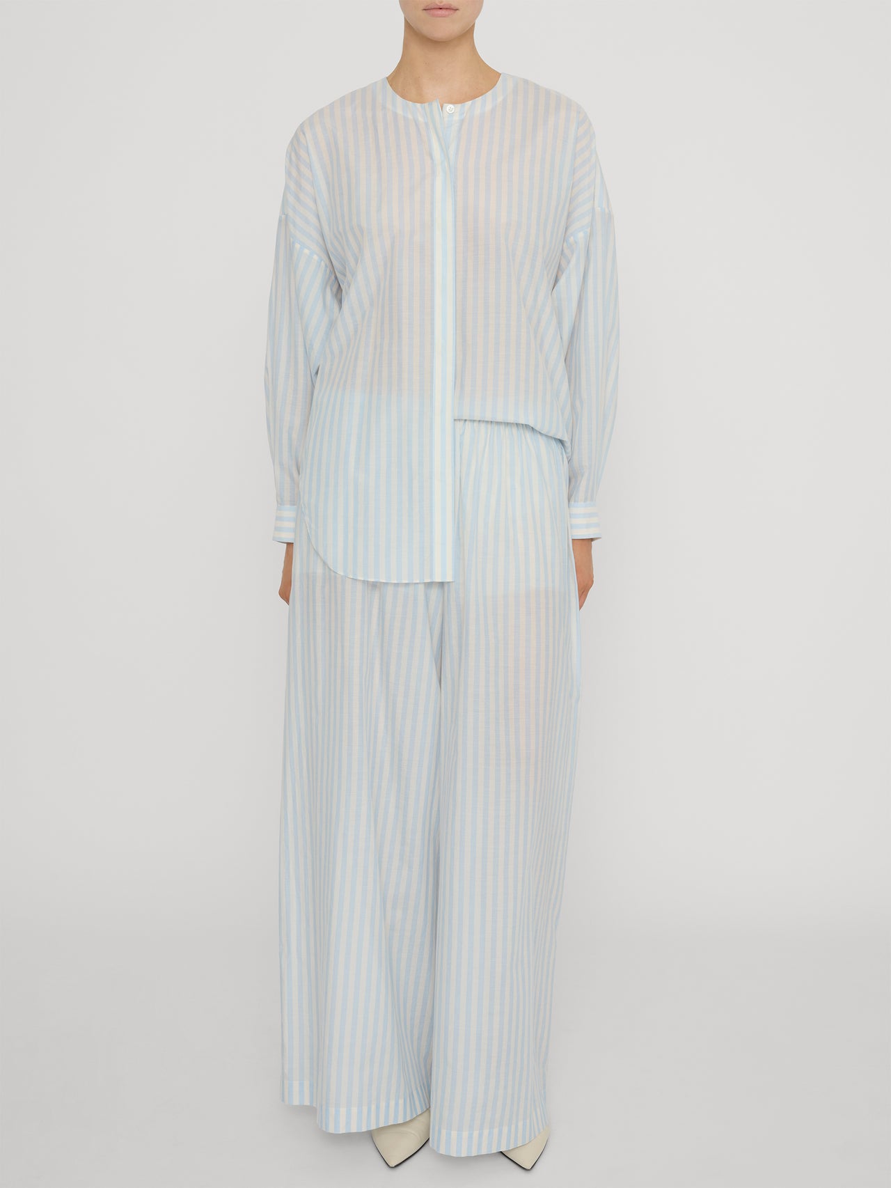 The Gallery Shirt -- Frost Stripe