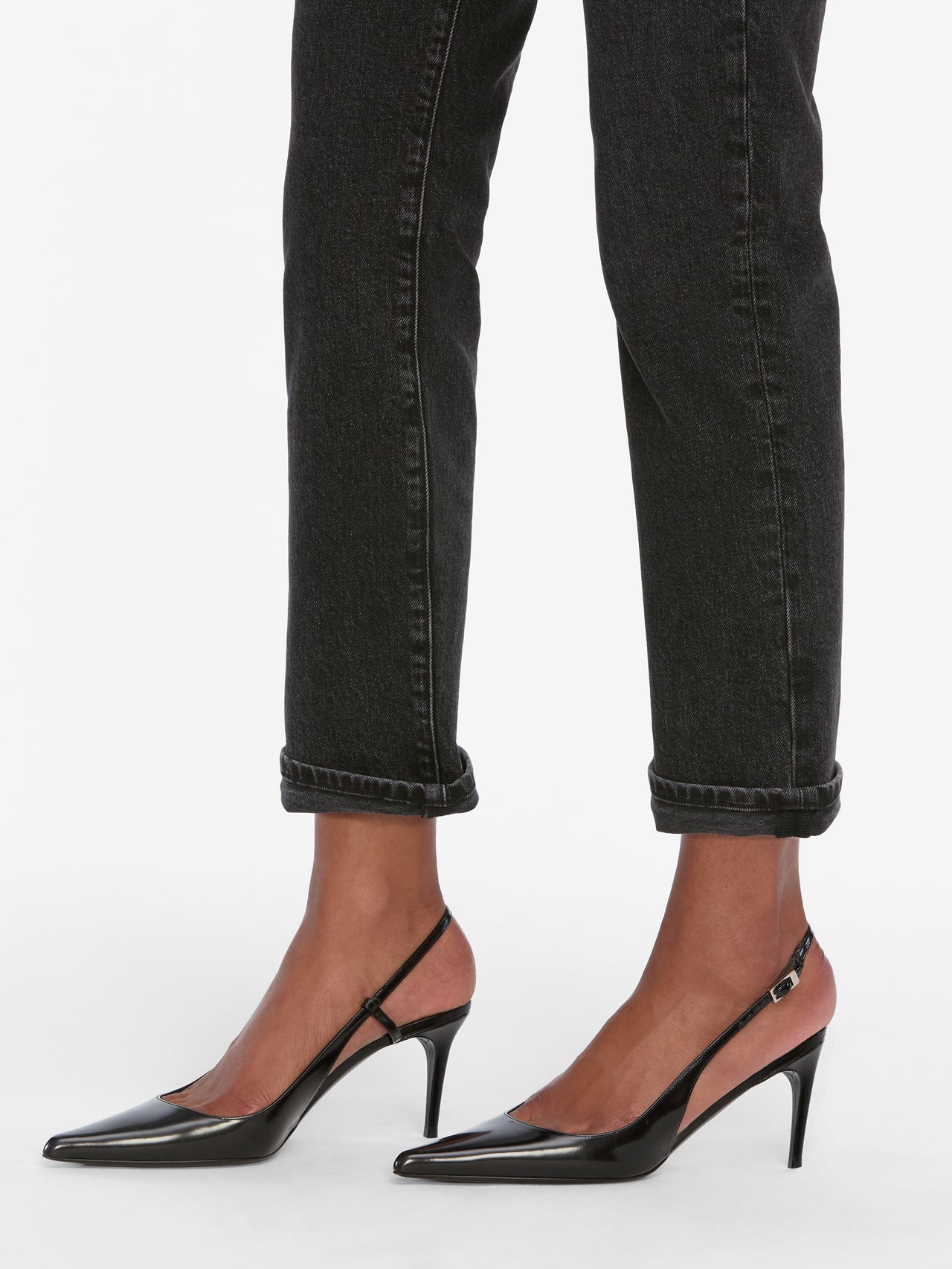 jeans hem detail image