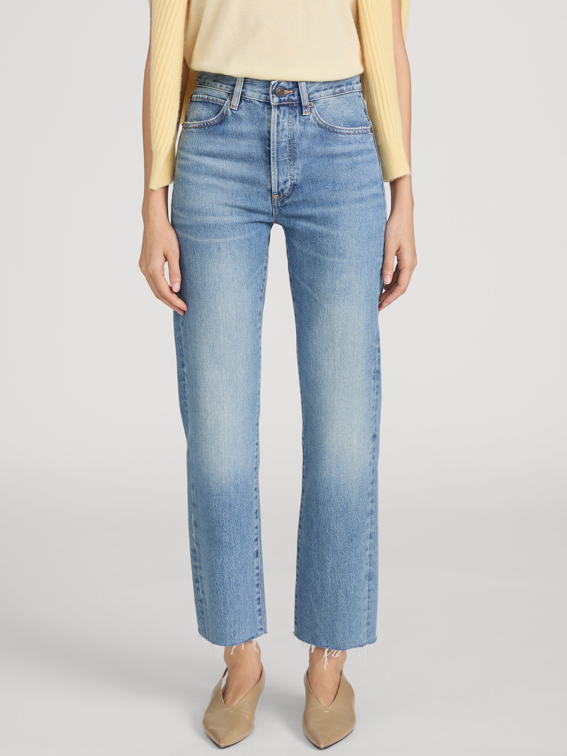 Jean on model crop