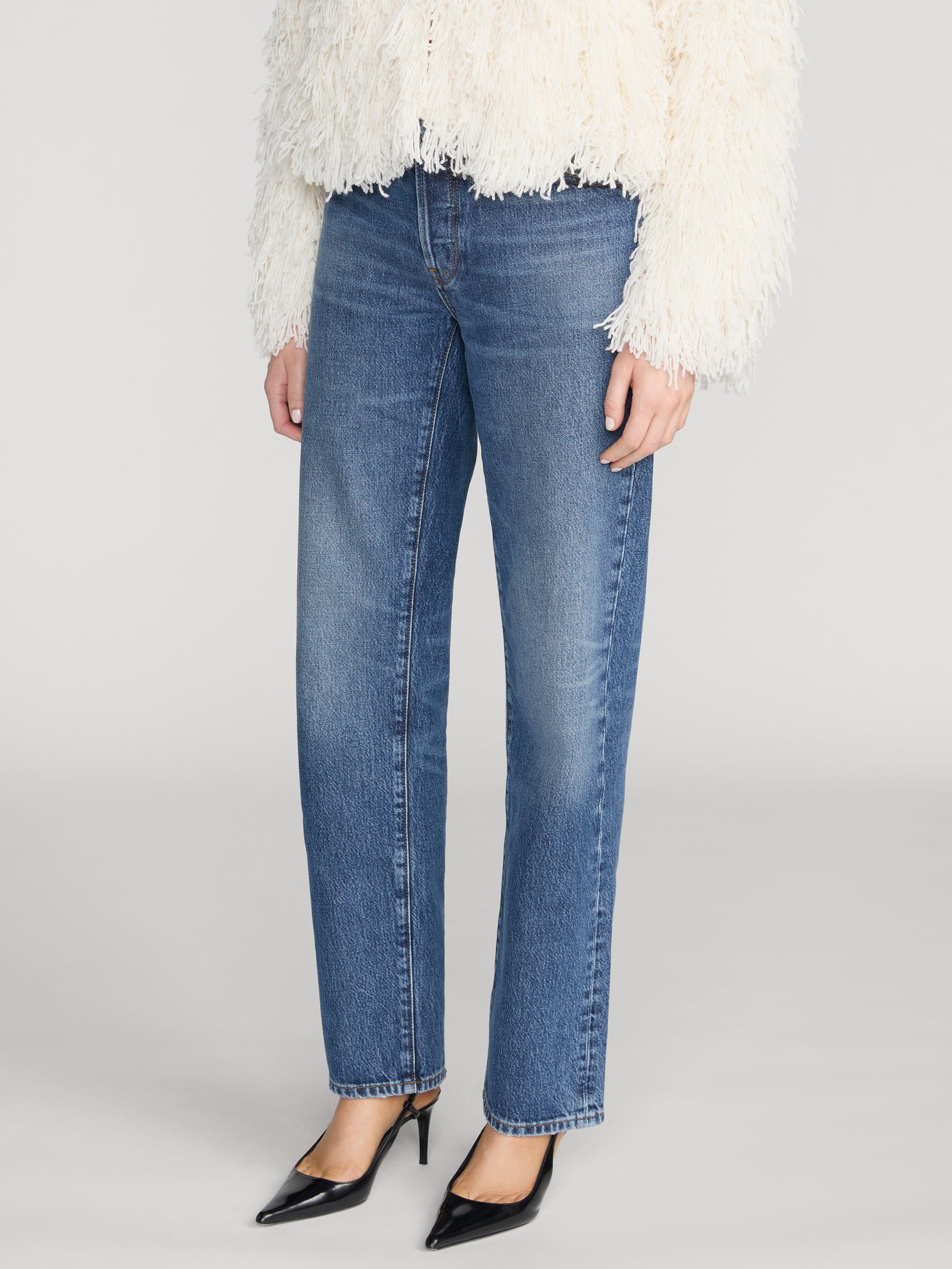 jean-side-image