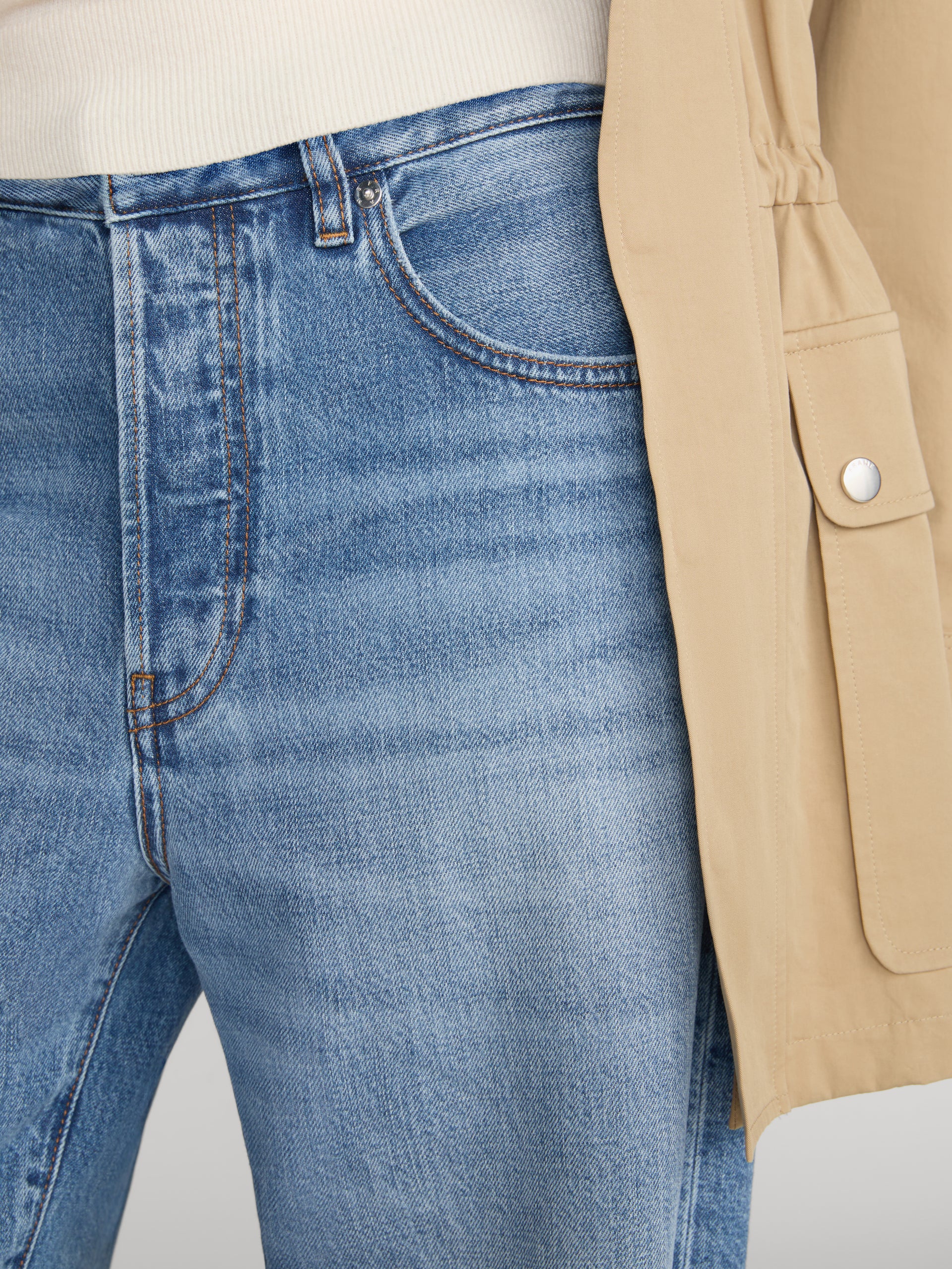 jeans-detail-image