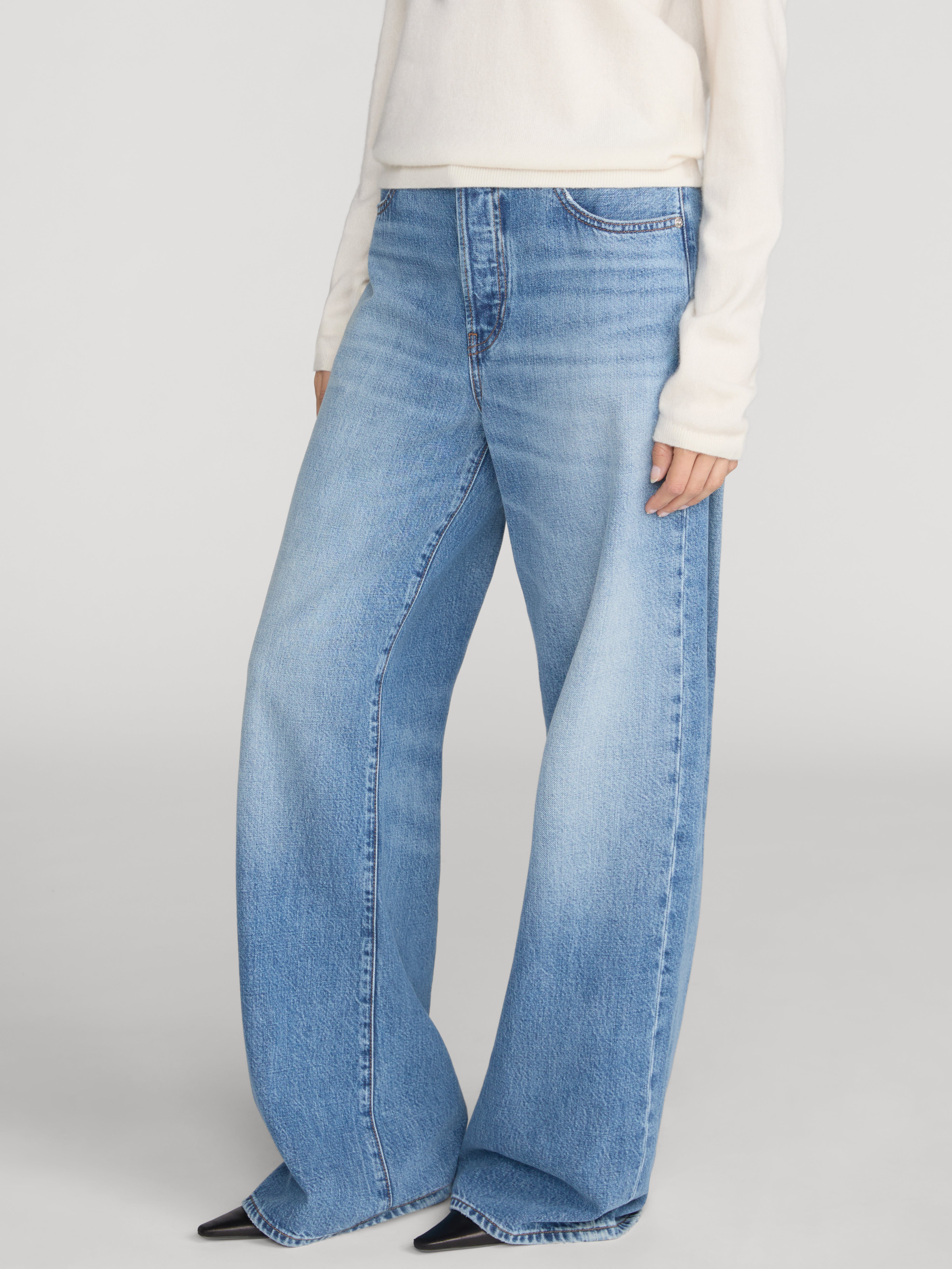 jeans-side-image
