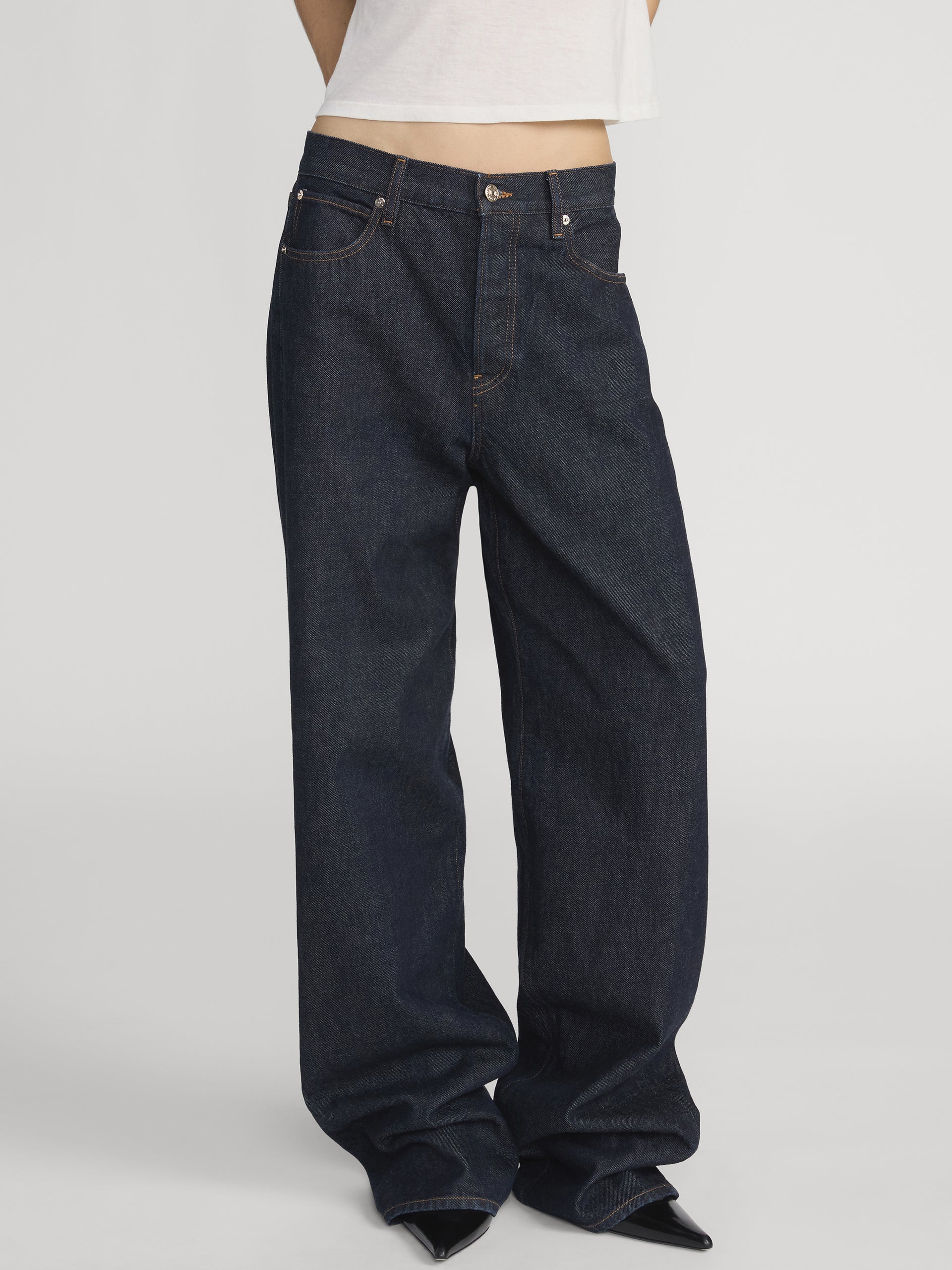 jeans front image