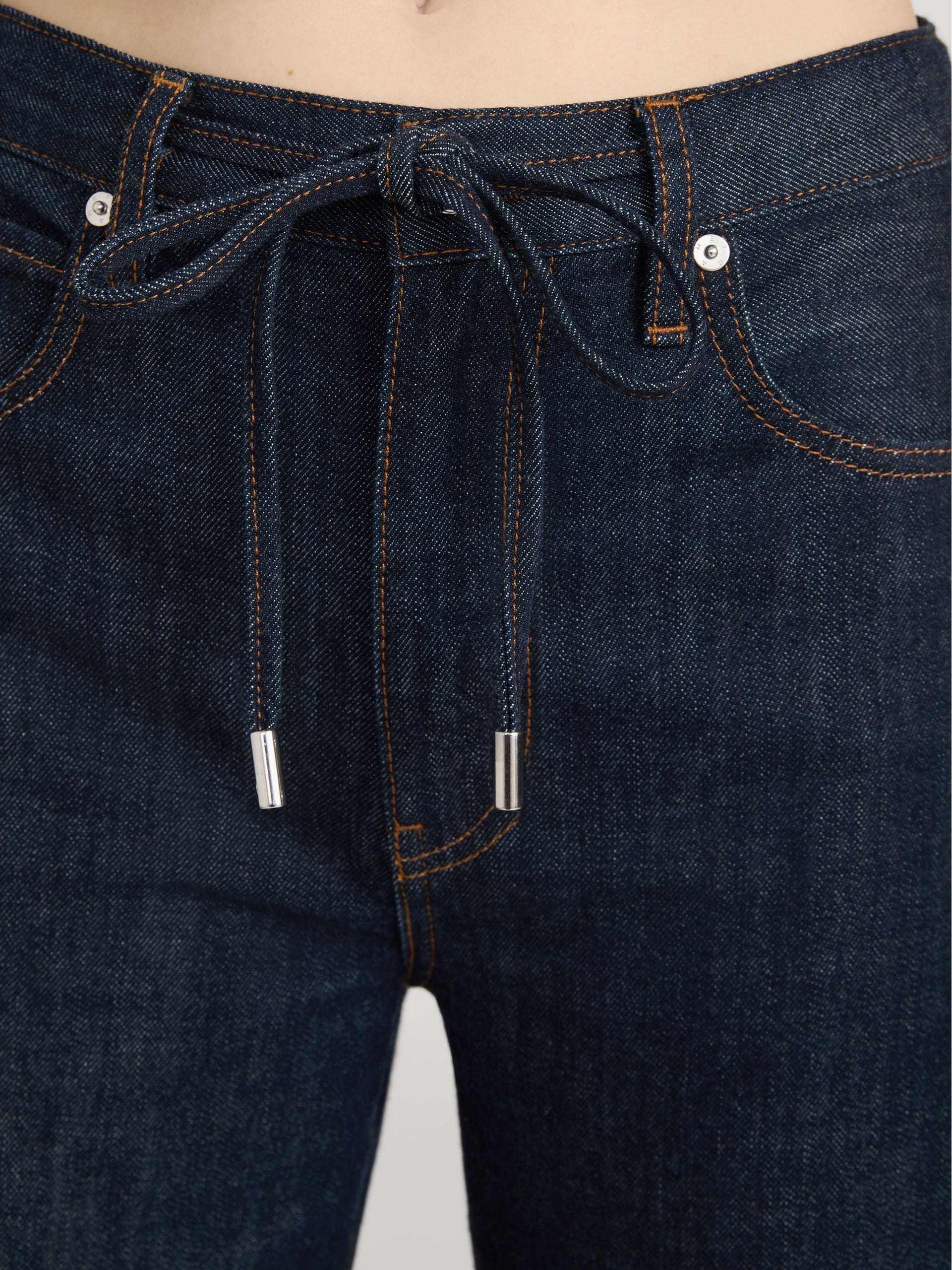 Jean on model detail