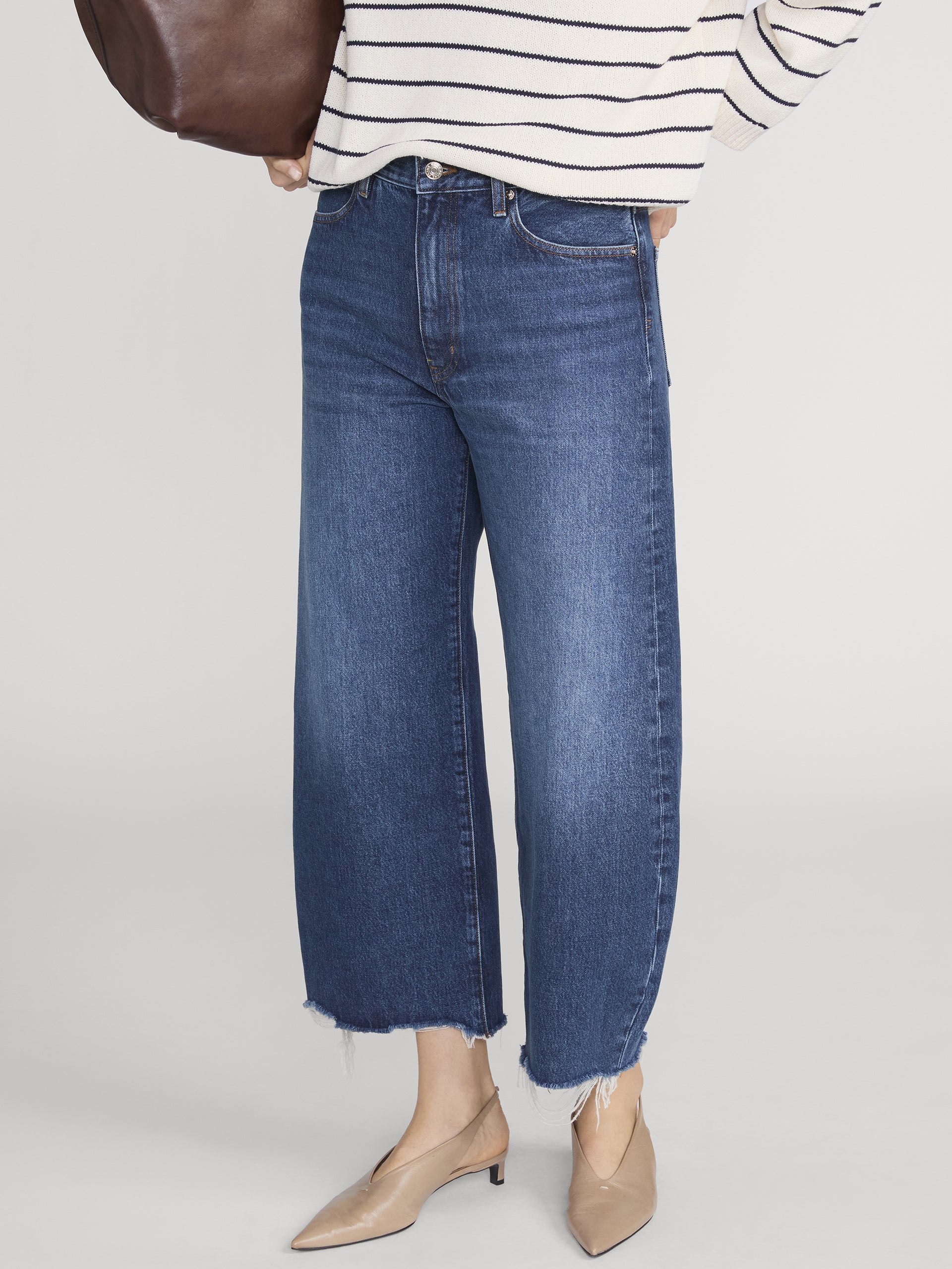 Jean On Model Side