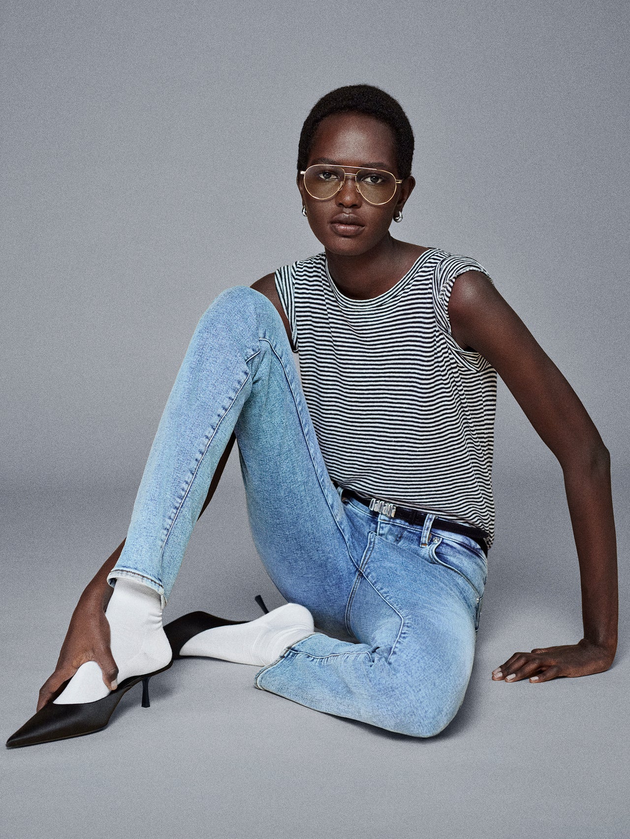 top lookbook image alt:hover