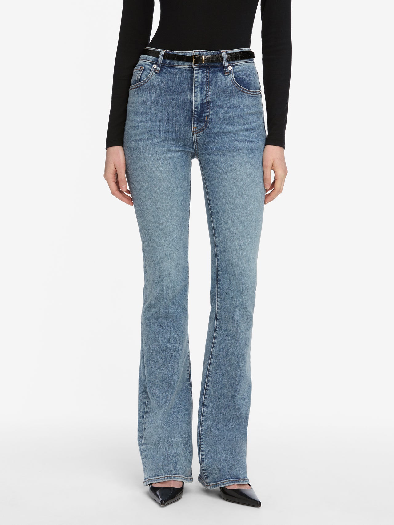 jeans front image alt:hover