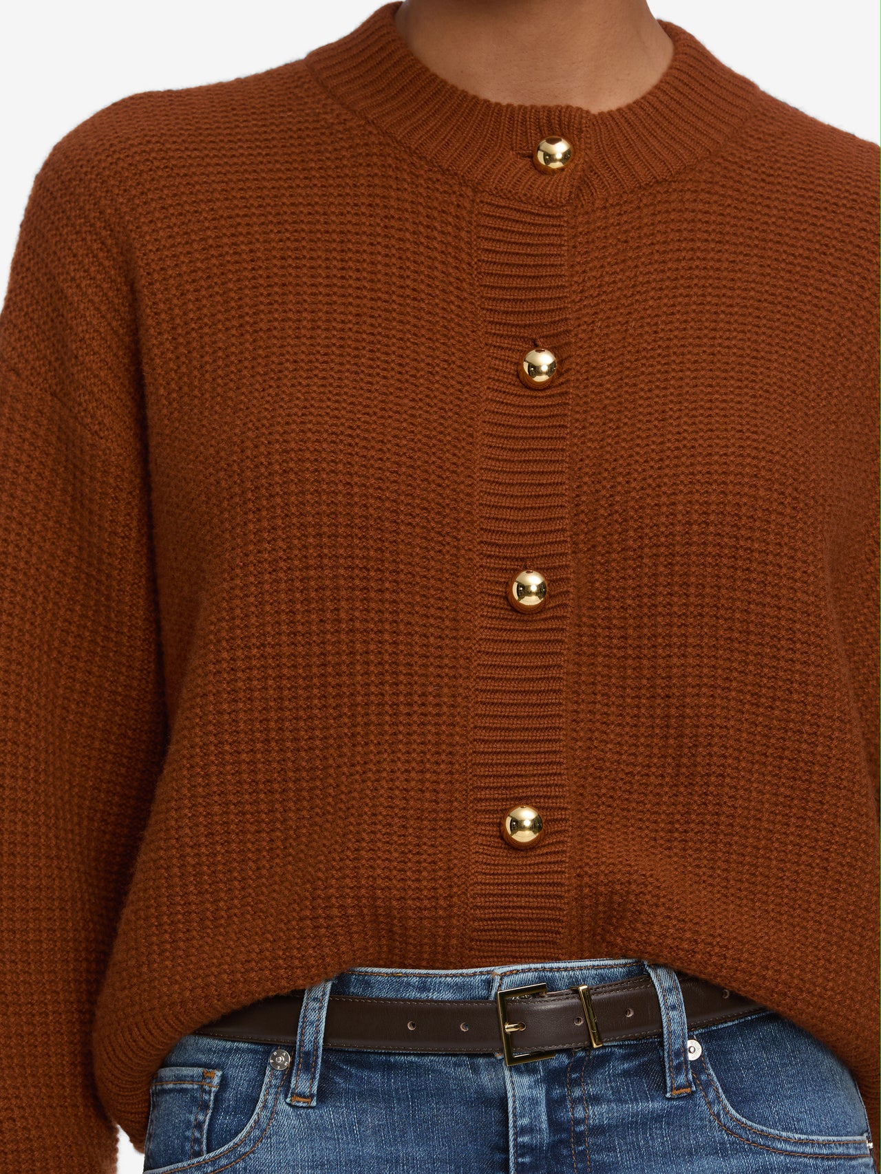 cardi front detail image alt:fit1