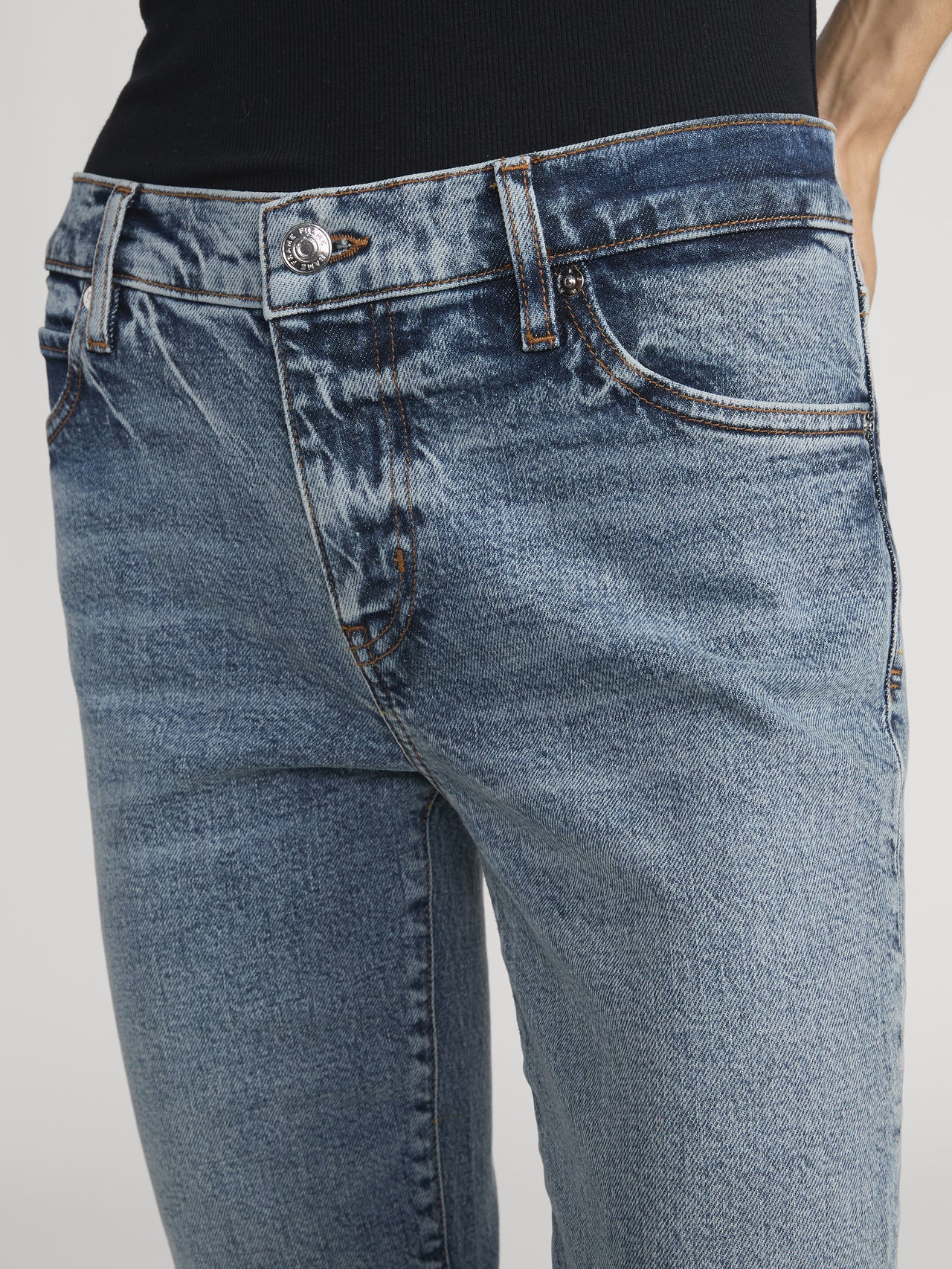 jeans front detail image