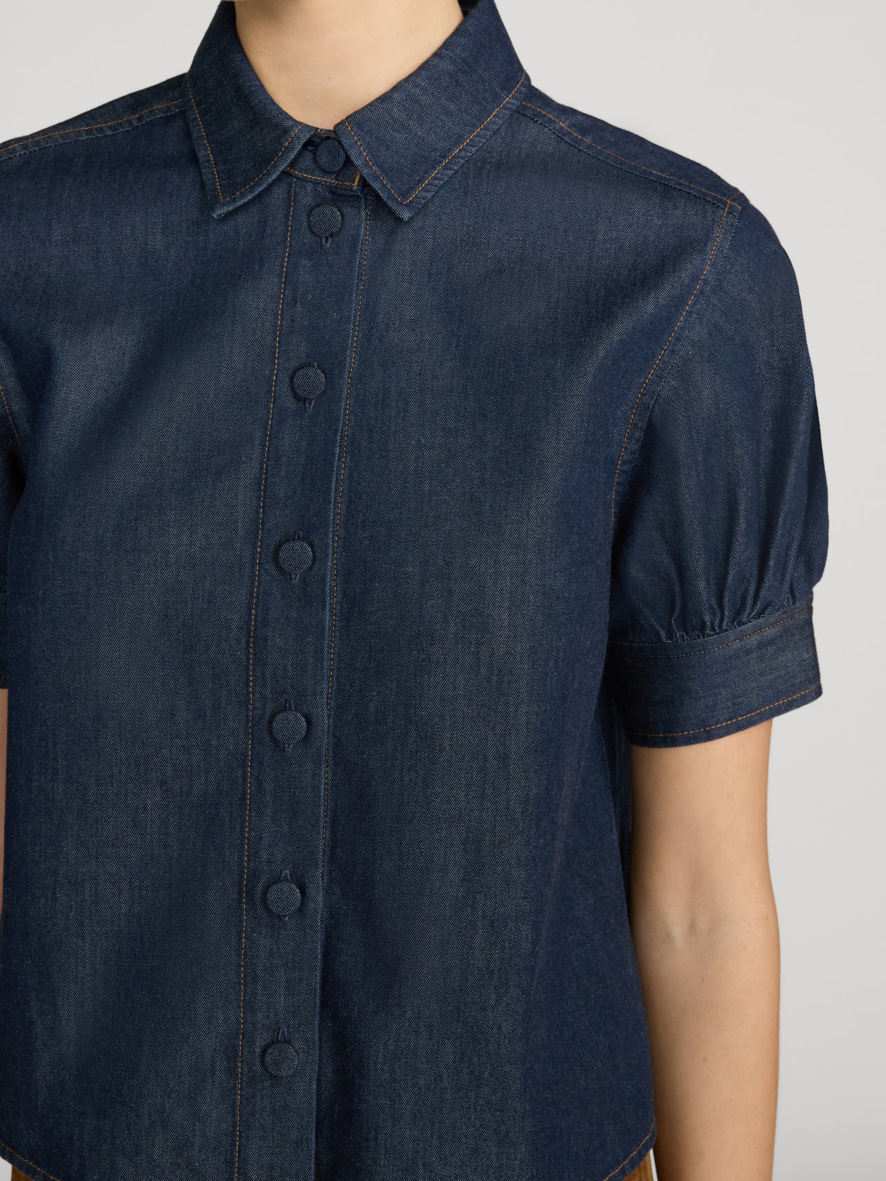 shirt-front-detail-image