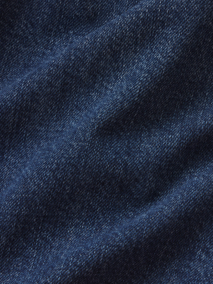 jacket-texture-detail-image