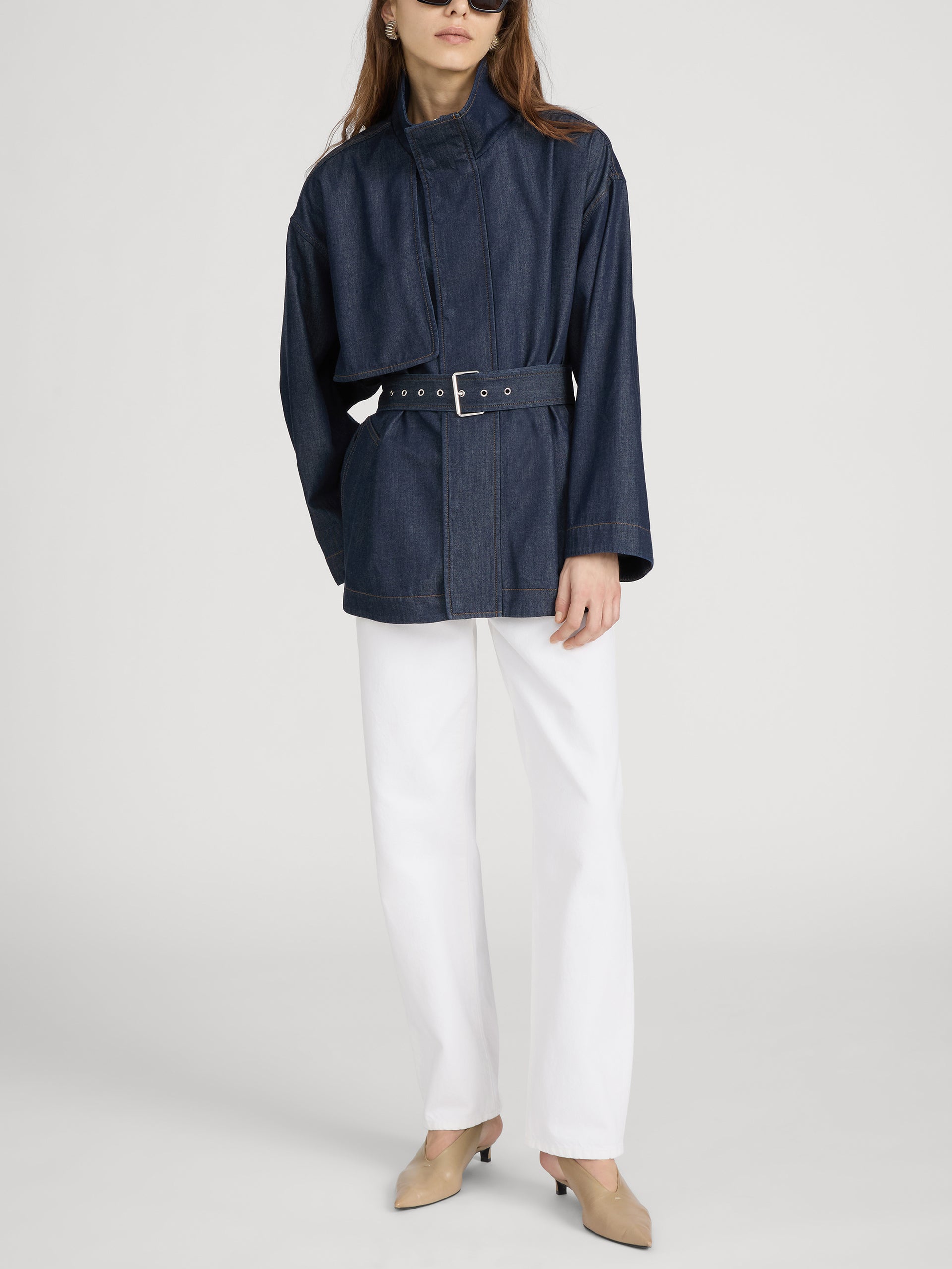 jacket-front-image