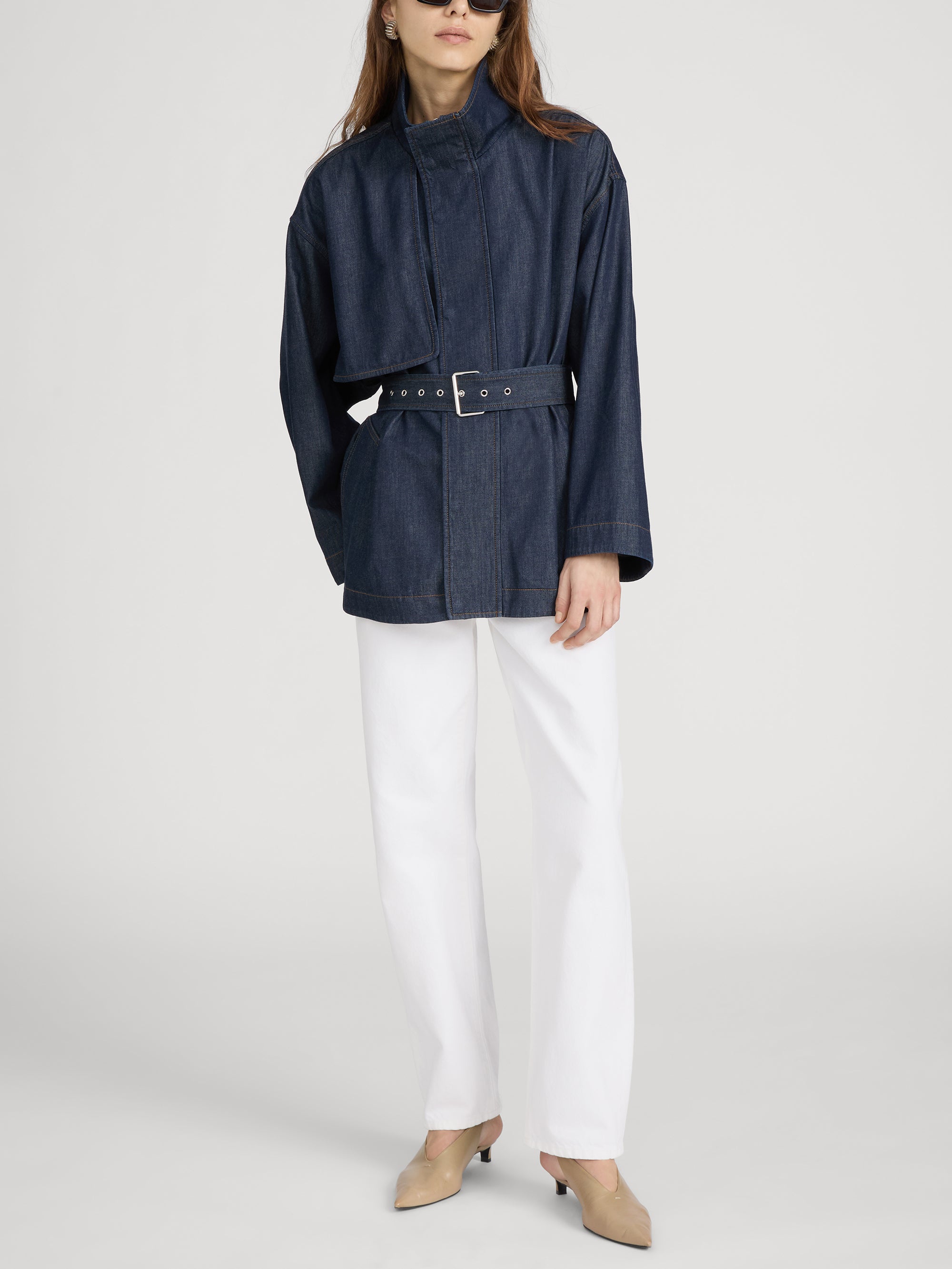 jacket-front-image