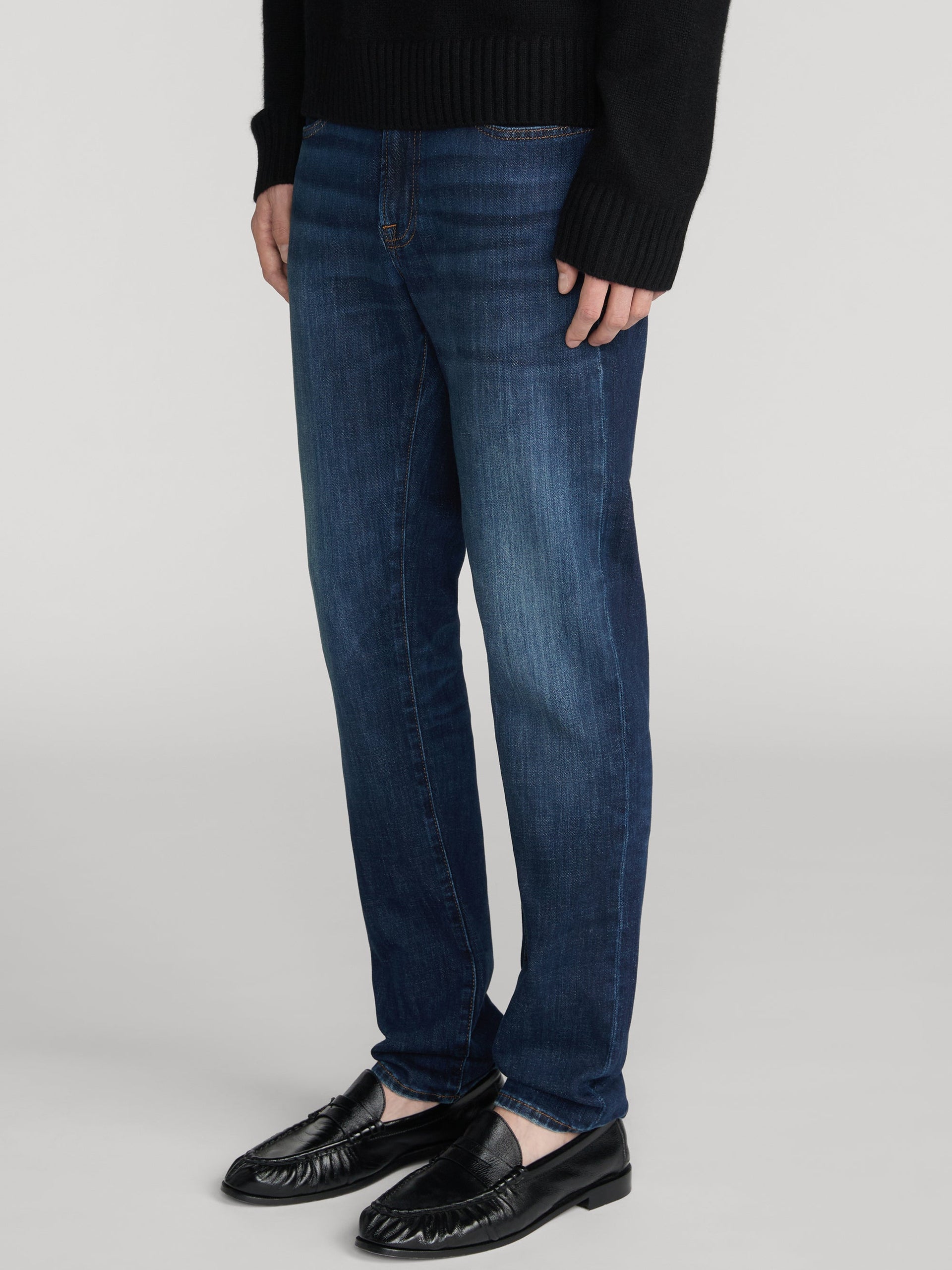 jeans-side-image