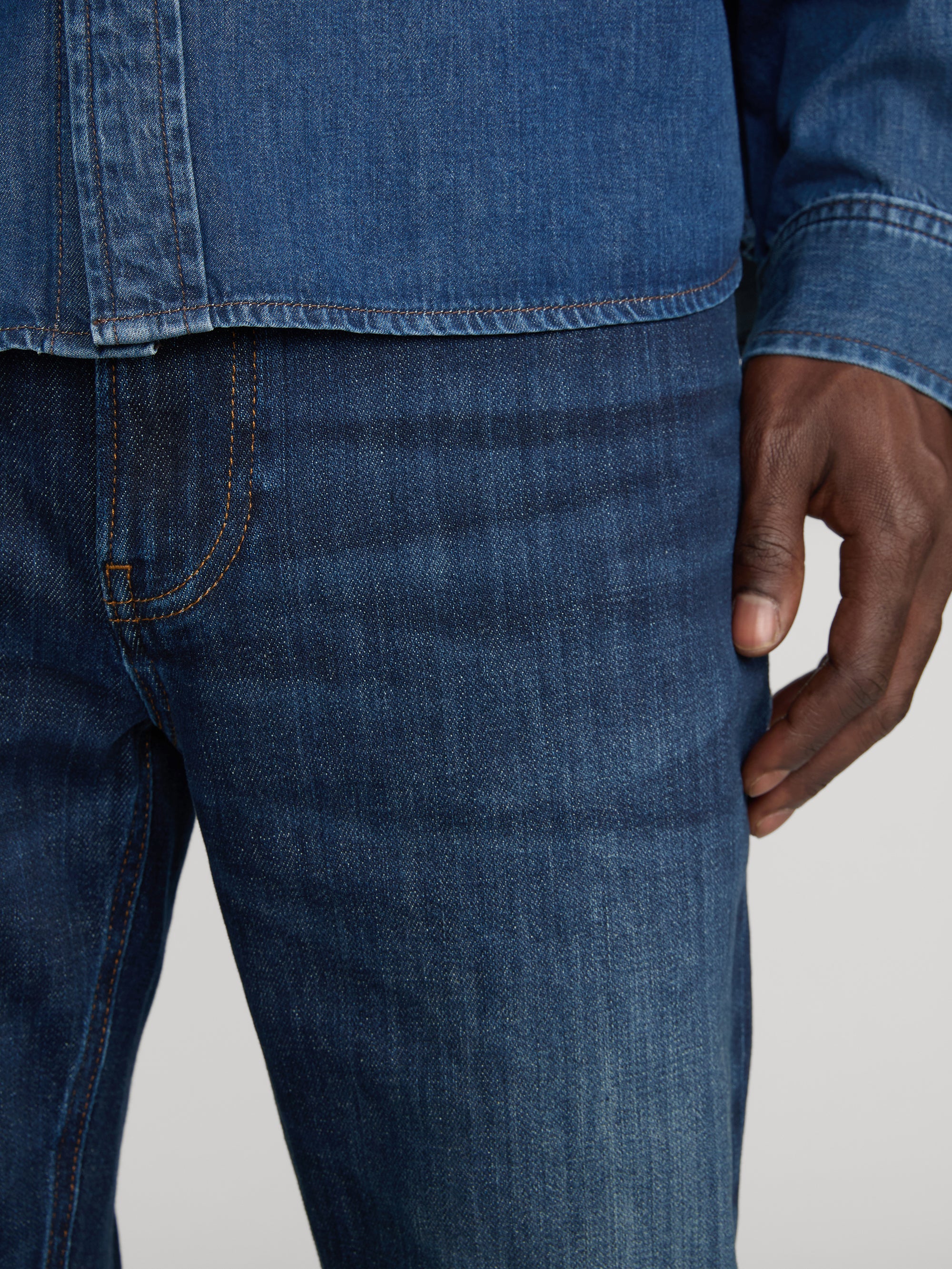 jeans-front-detail-image