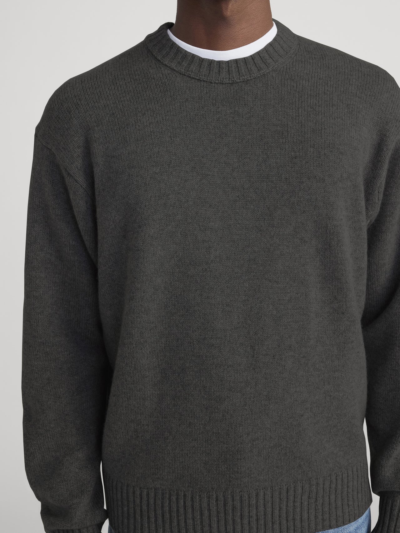 sweater front detail image