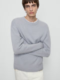 sweater lookbook image alt:hover