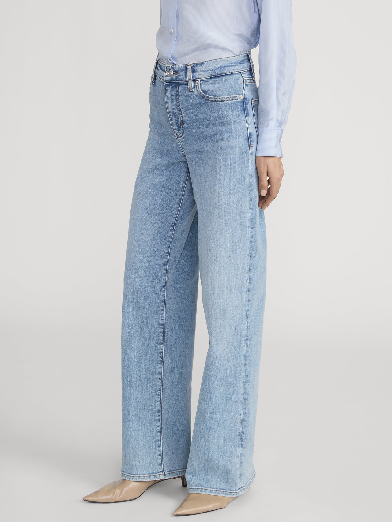 jeans side angle image