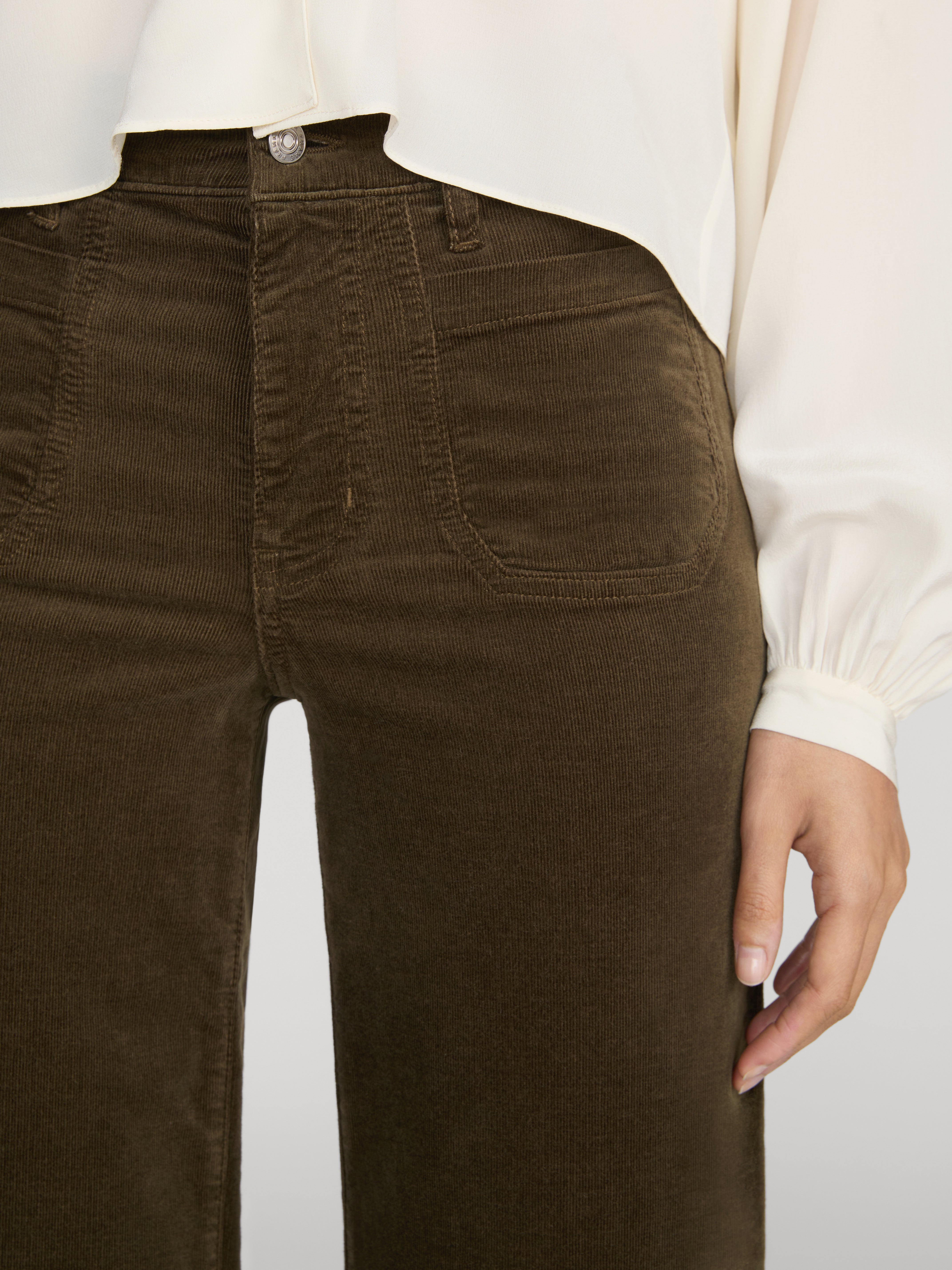 pant-detail-image