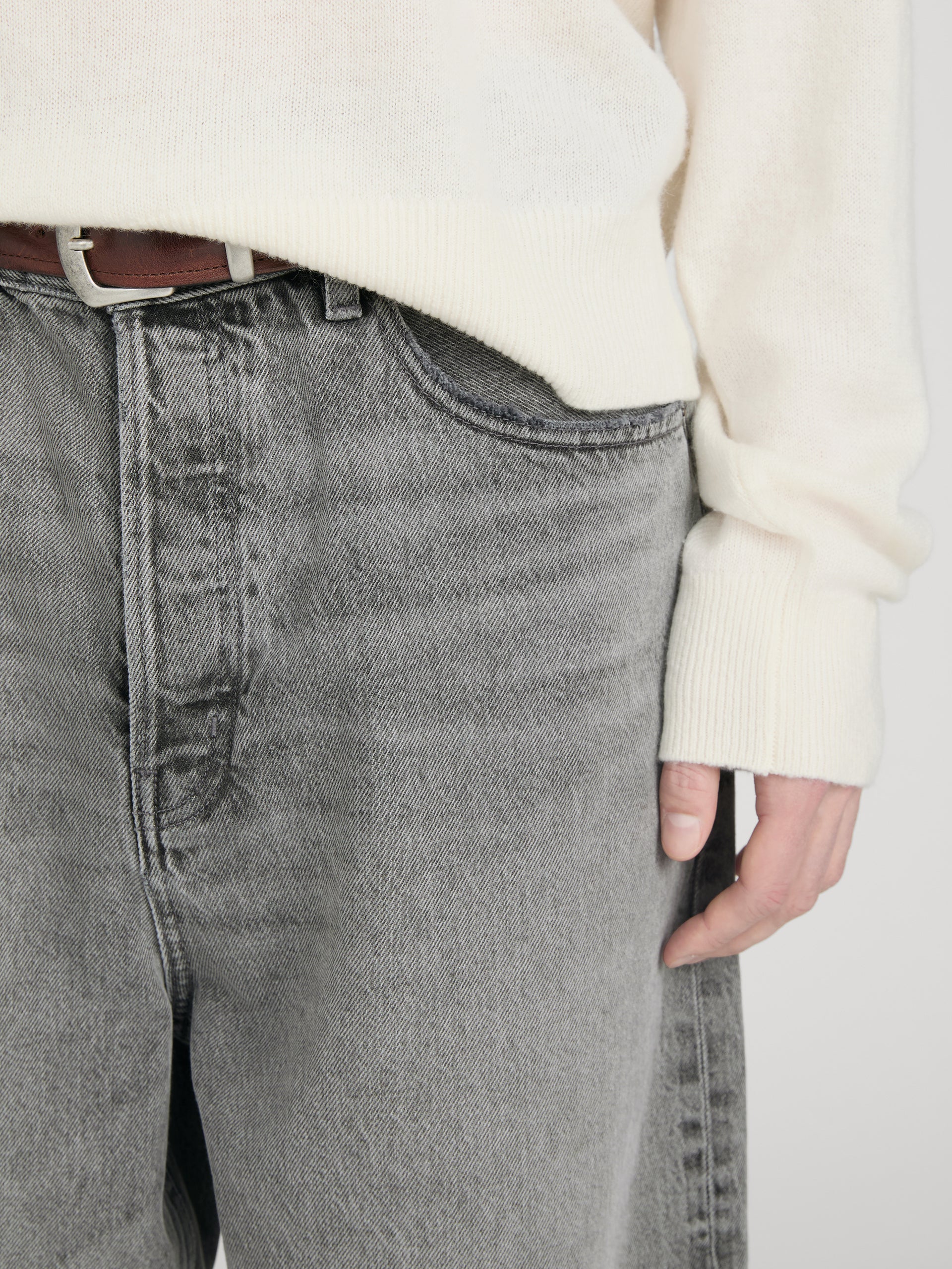 jeans-front-detail-image