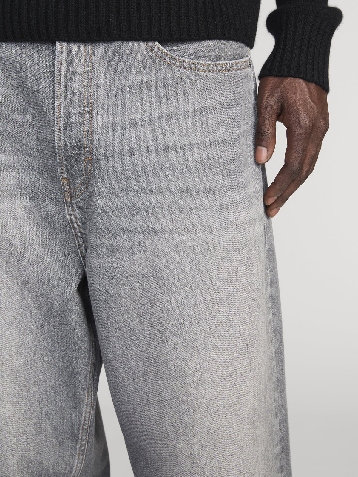 Jean On Model Detail
