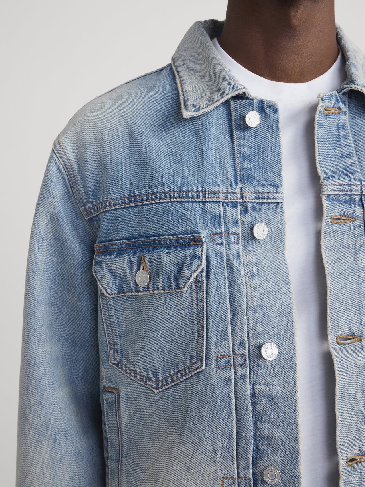 jacket front detail image