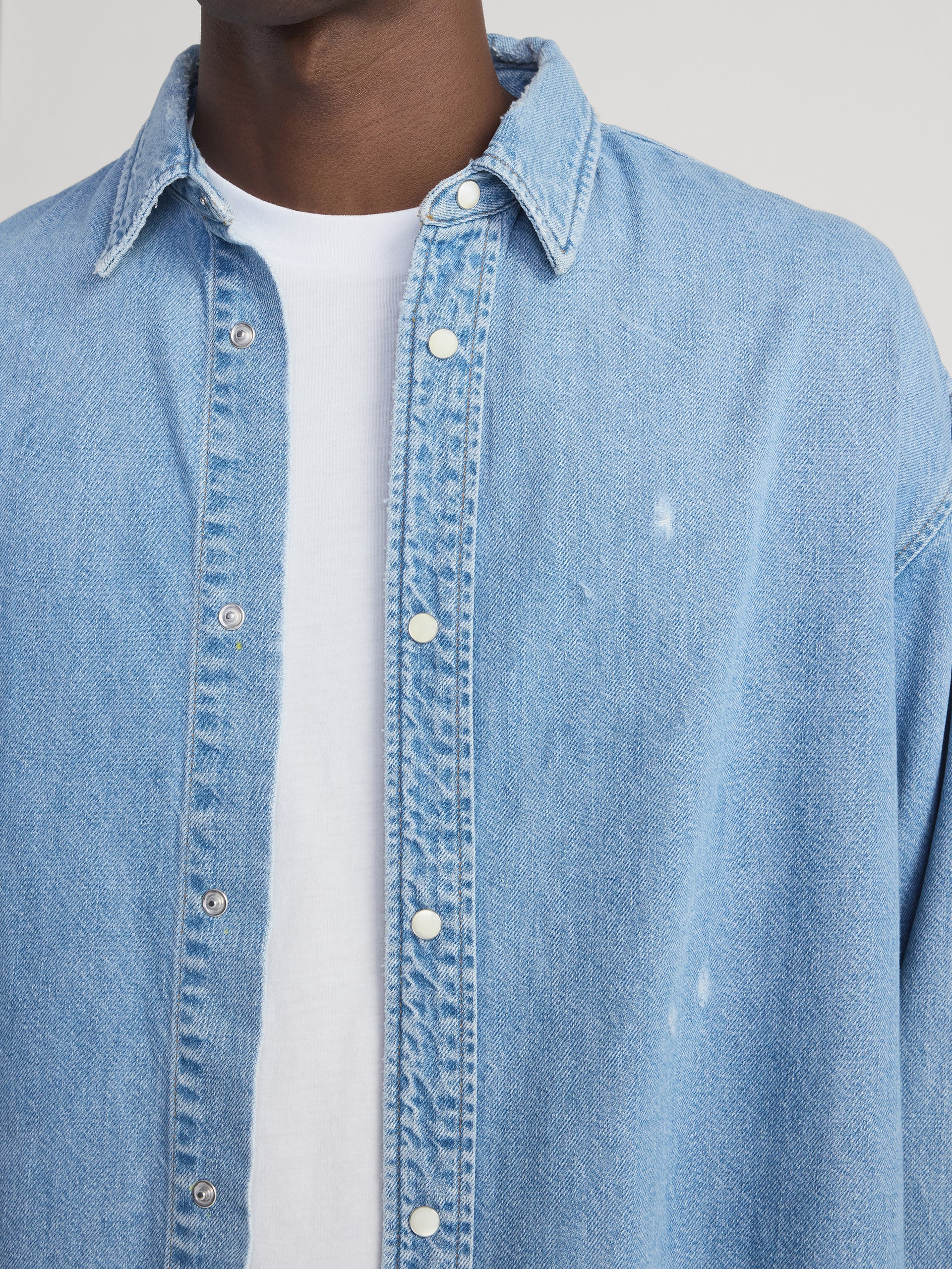 shirt front detail image