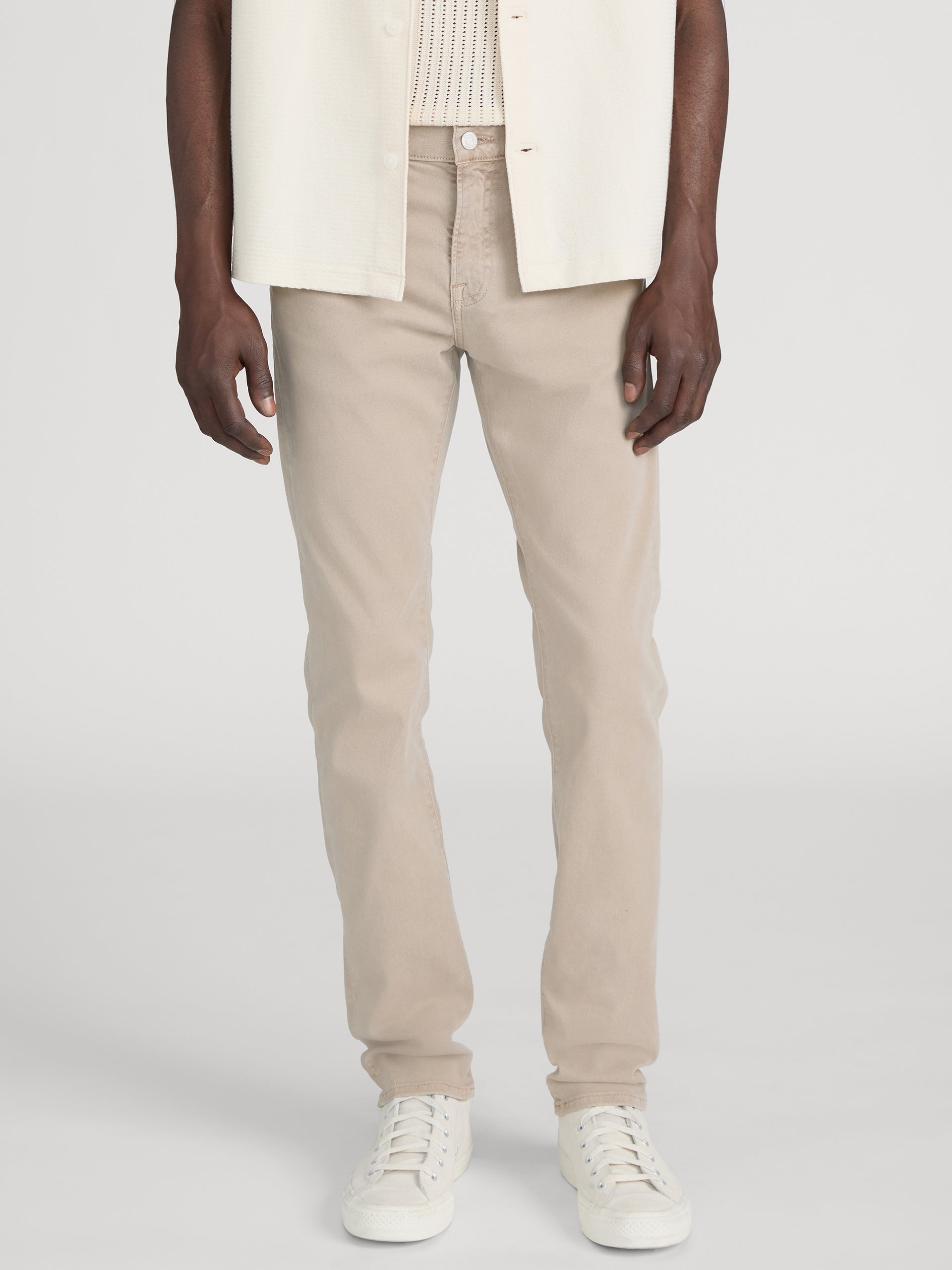 L'Homme Slim Brushed Twill -- Dusty Beige