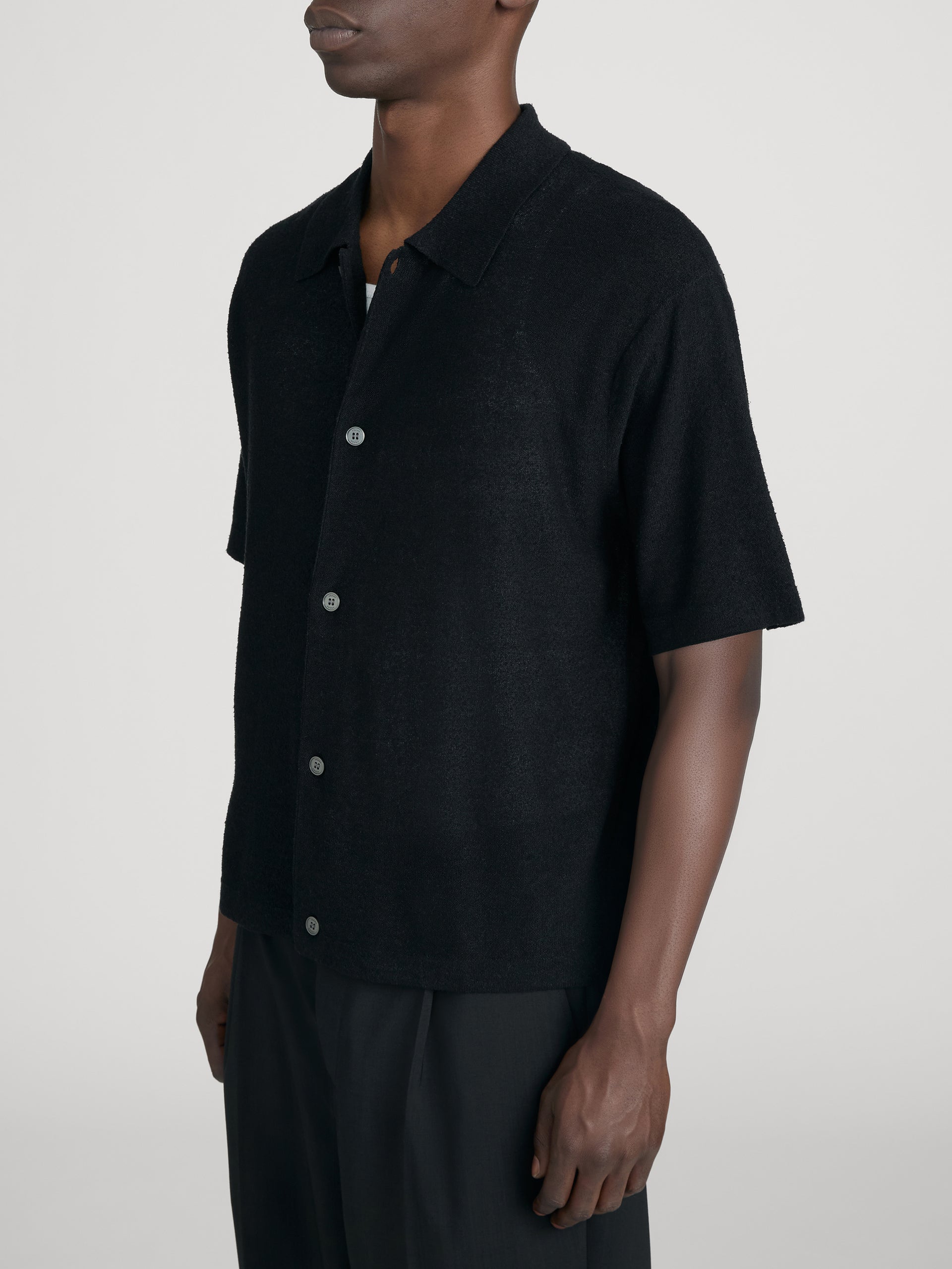 sweater-side-image
