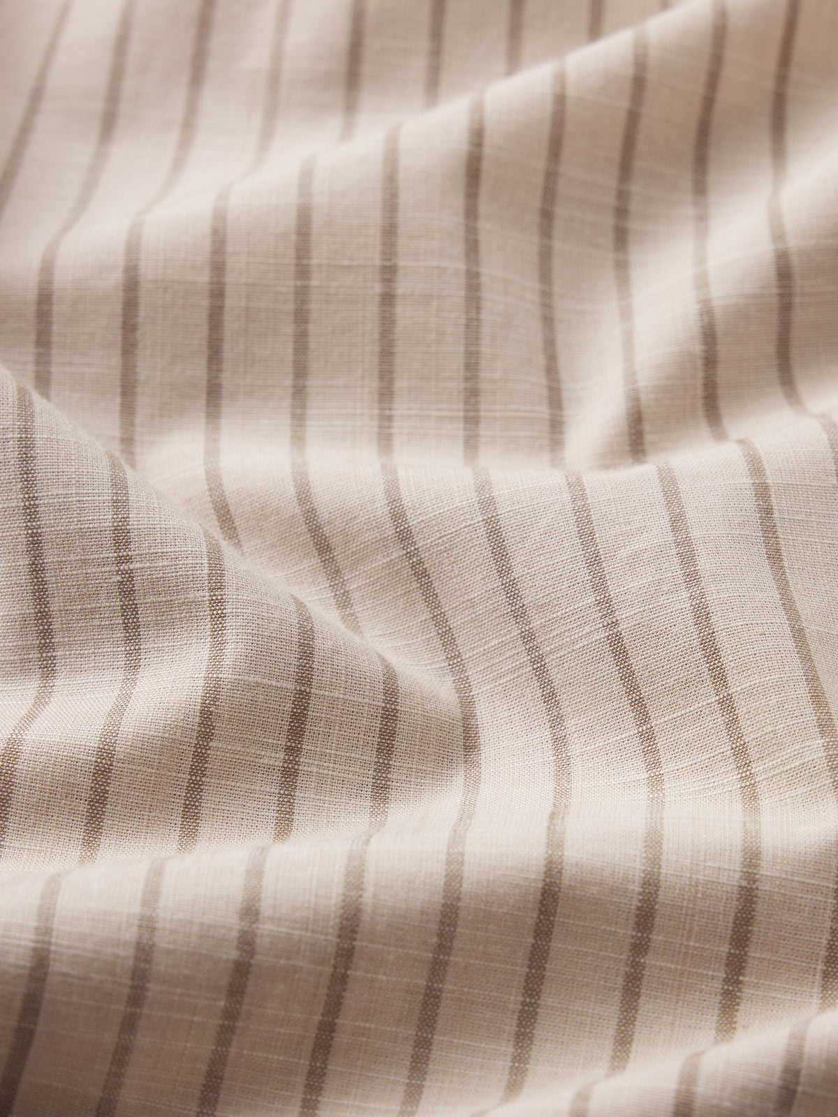 pant-texture-detail-image