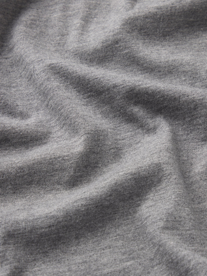 tee-texture-detail-image
