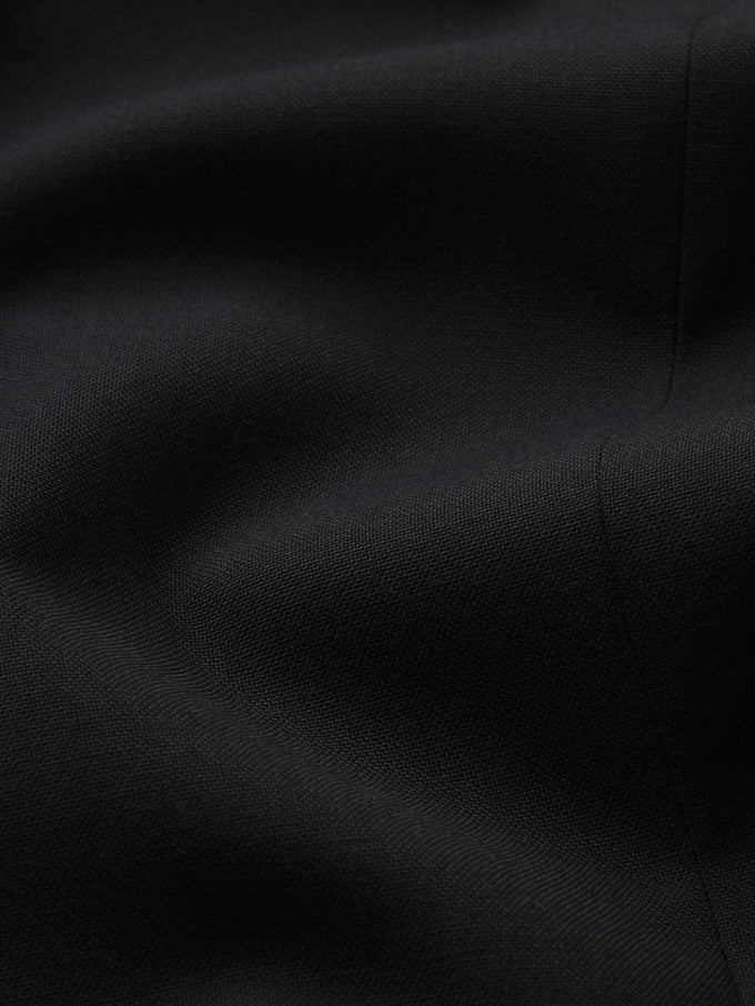 blazer texture detail image