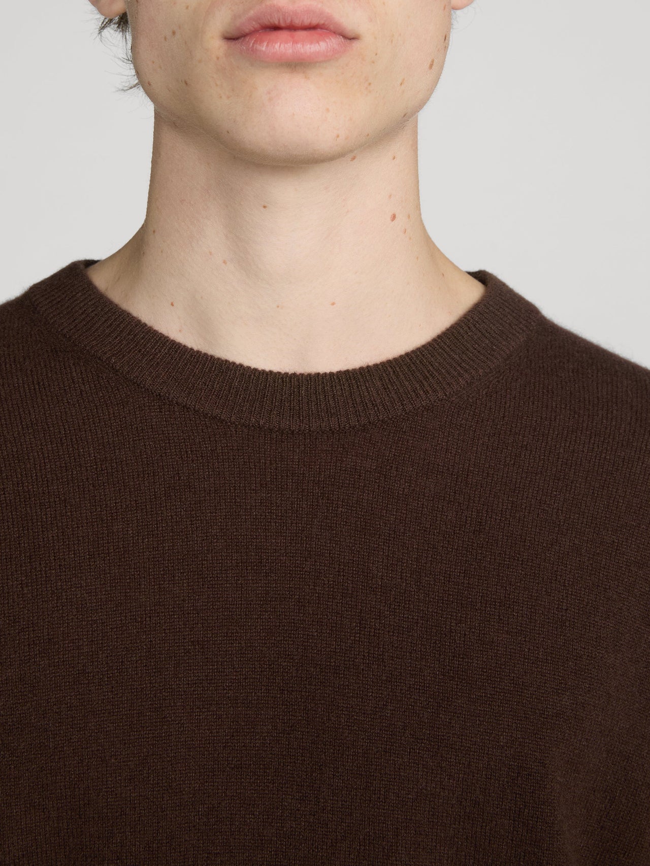 sweater-detail-image