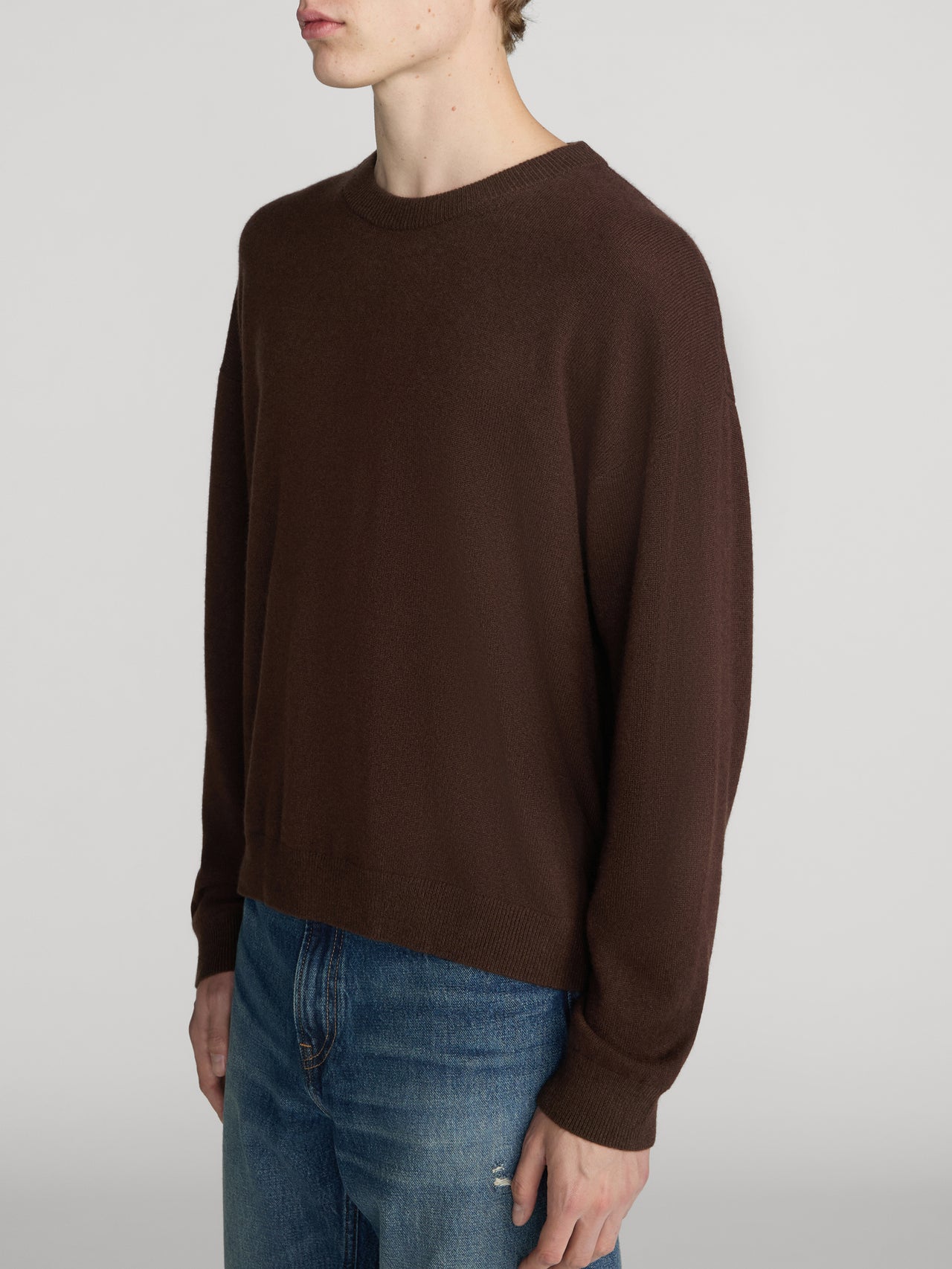 sweater-side-image