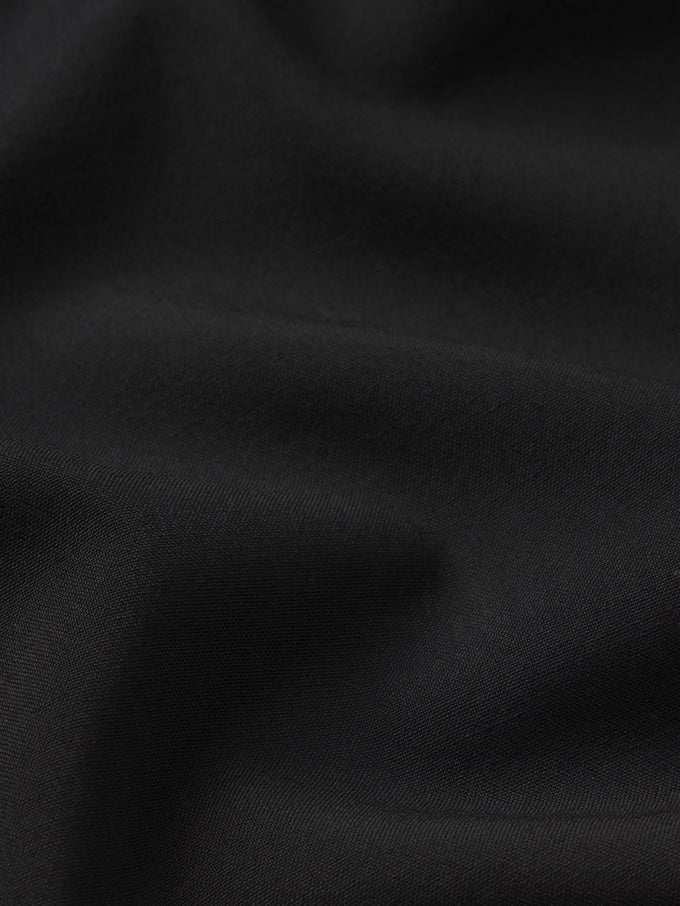 pant-texture-detail-image