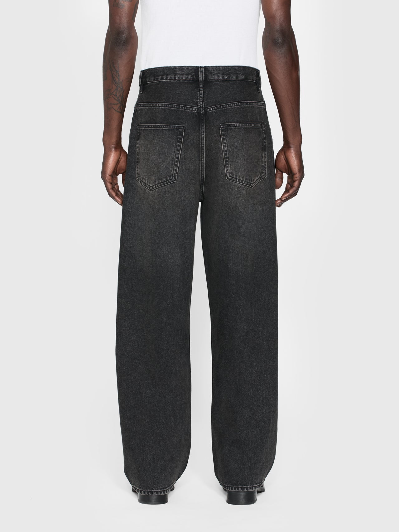 jeans back image alt:fit2