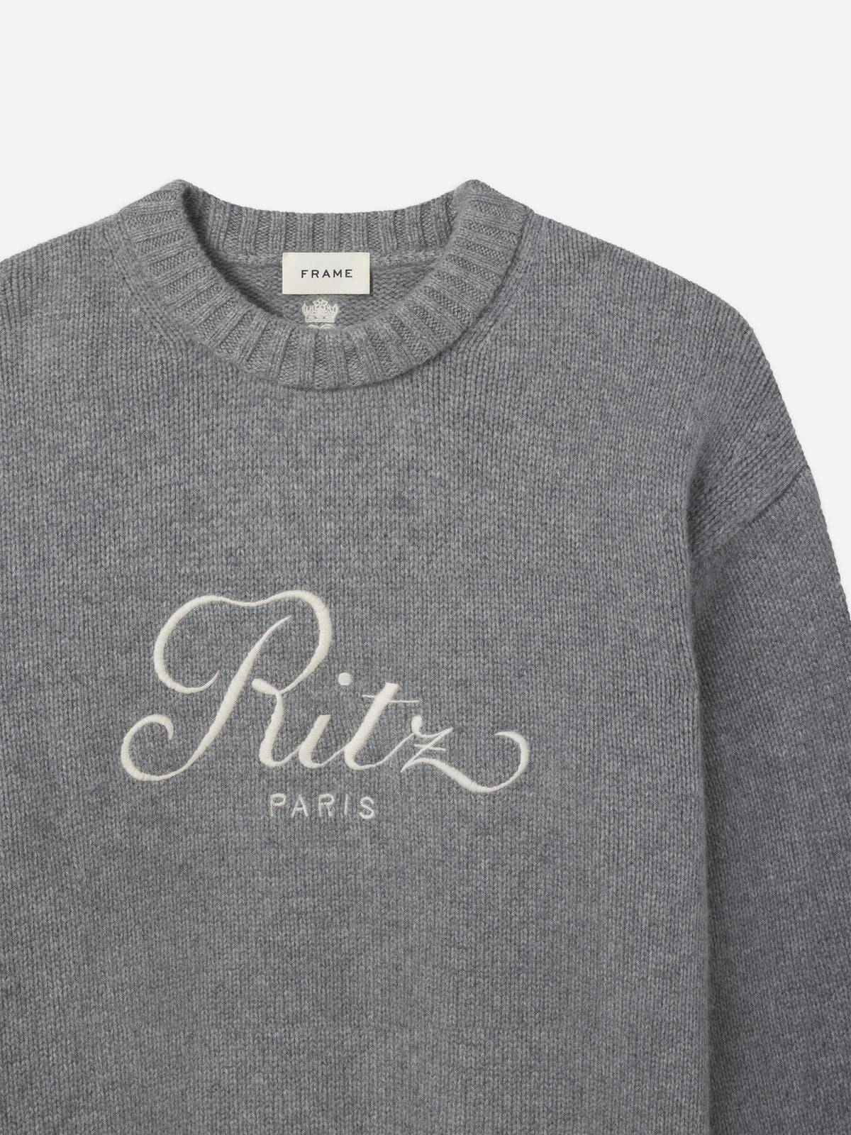 sweater front detail packshot image alt:fit1