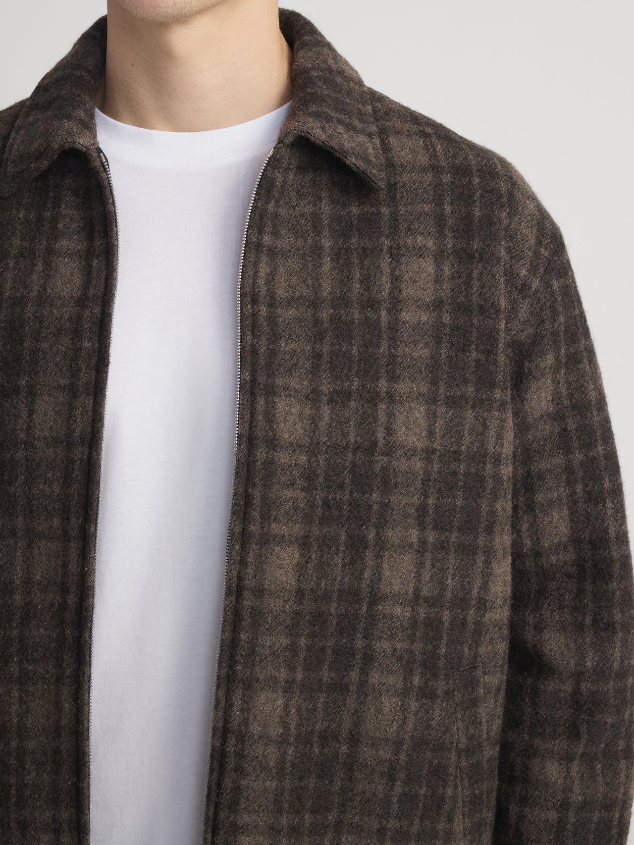 jacket front detail image