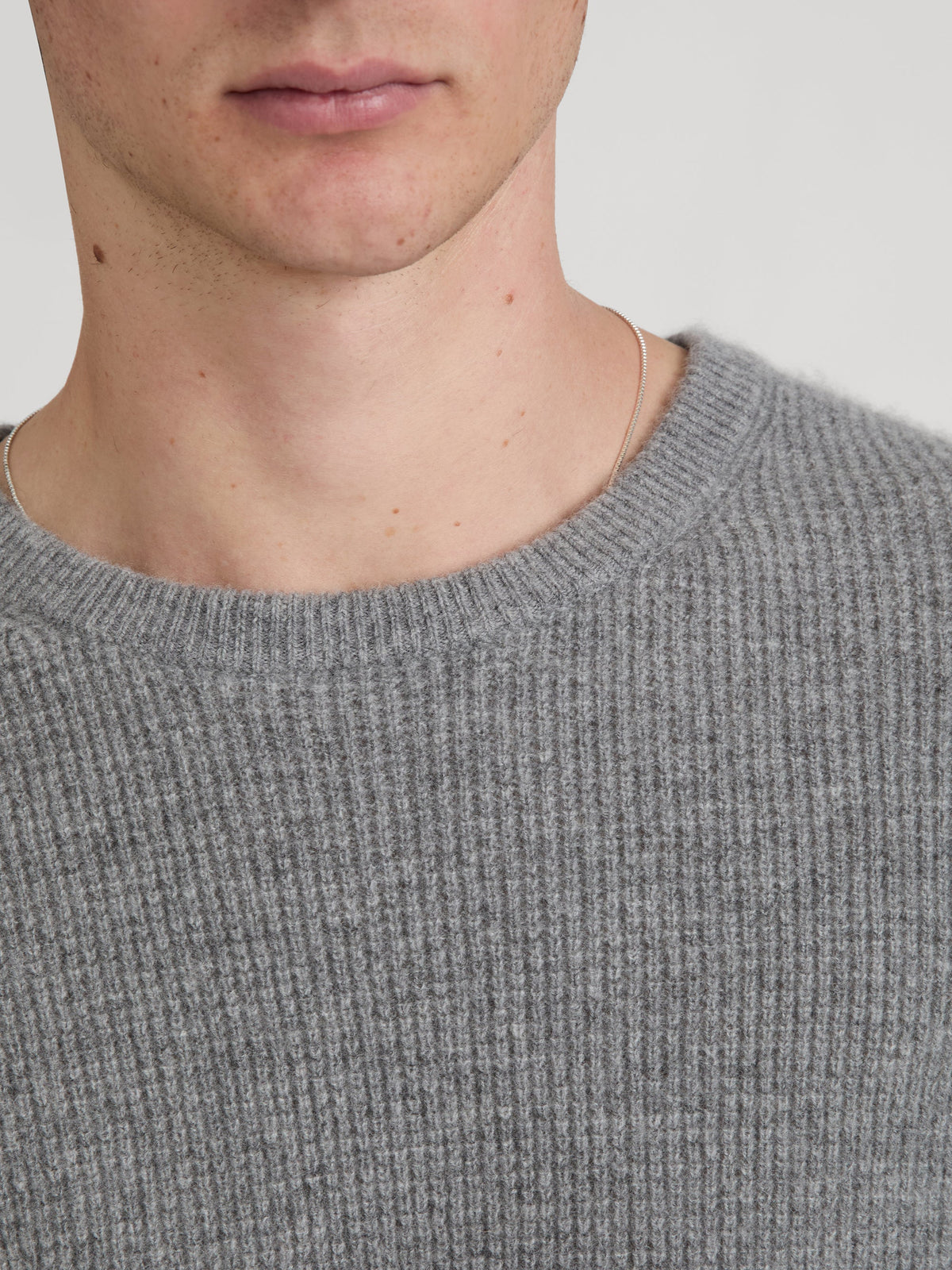 sweaters-detail-image