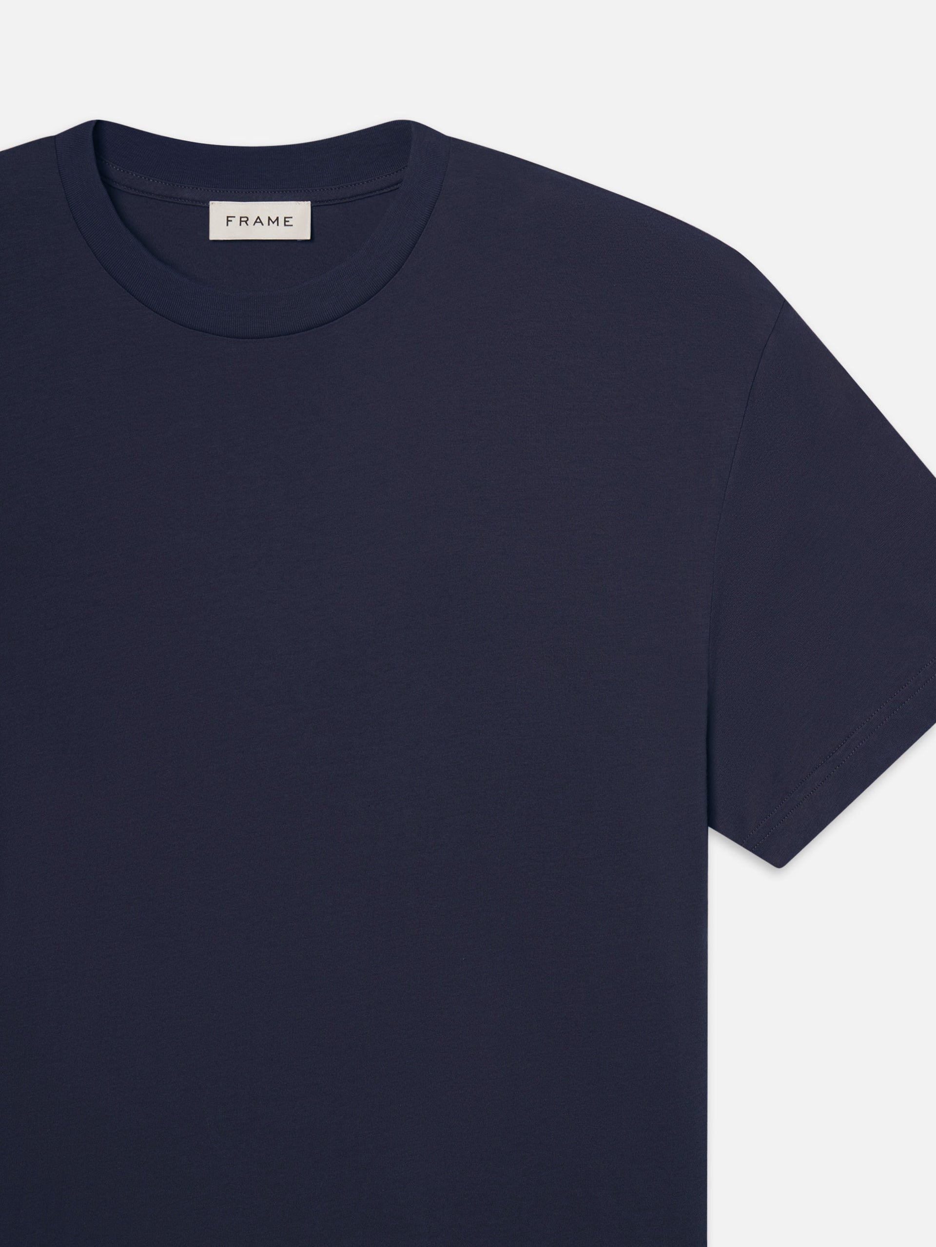 tee front detail packshot image alt:hover alt:fit1 alt:size