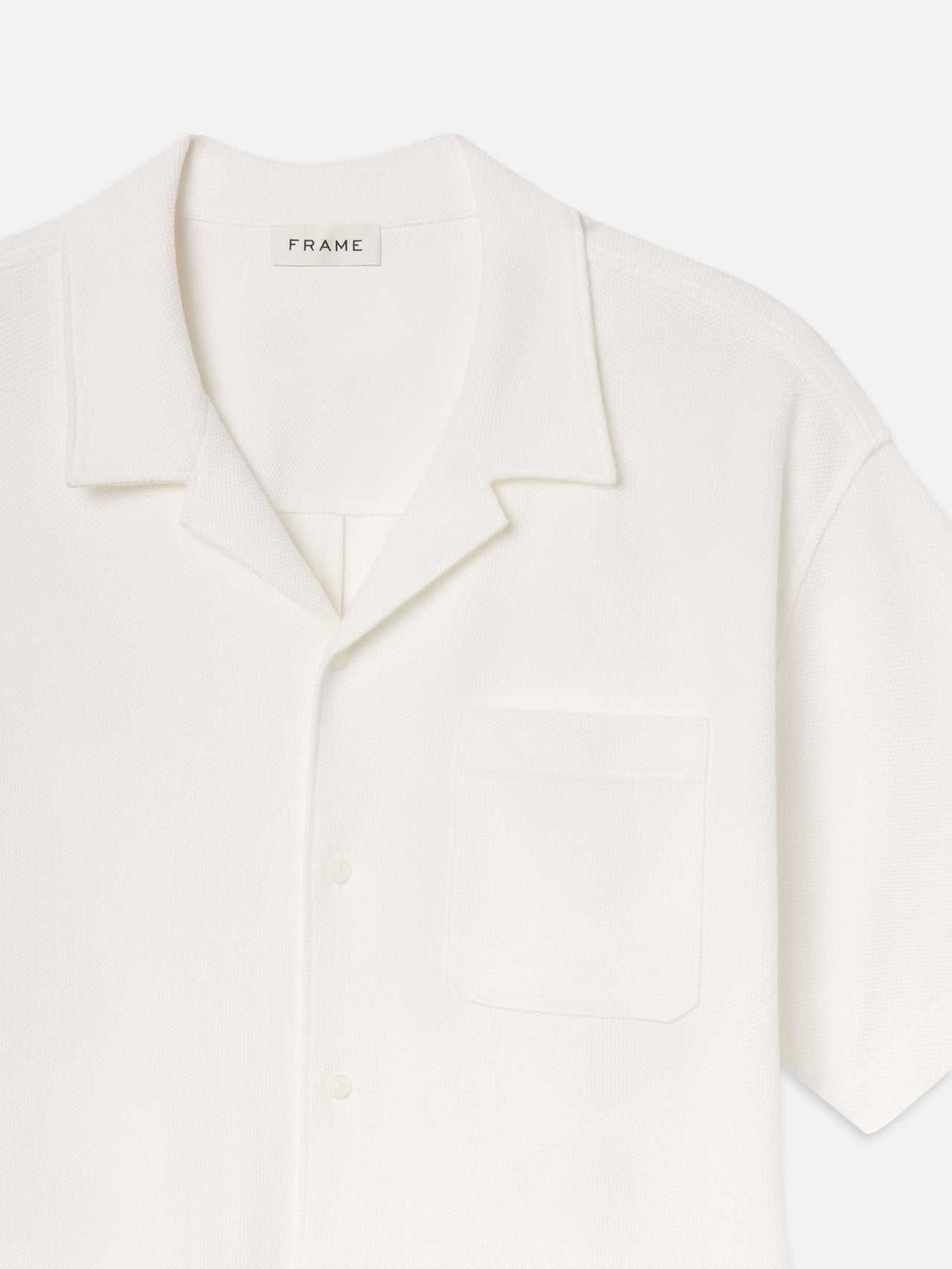 shirt front detail packshot image alt:fit1