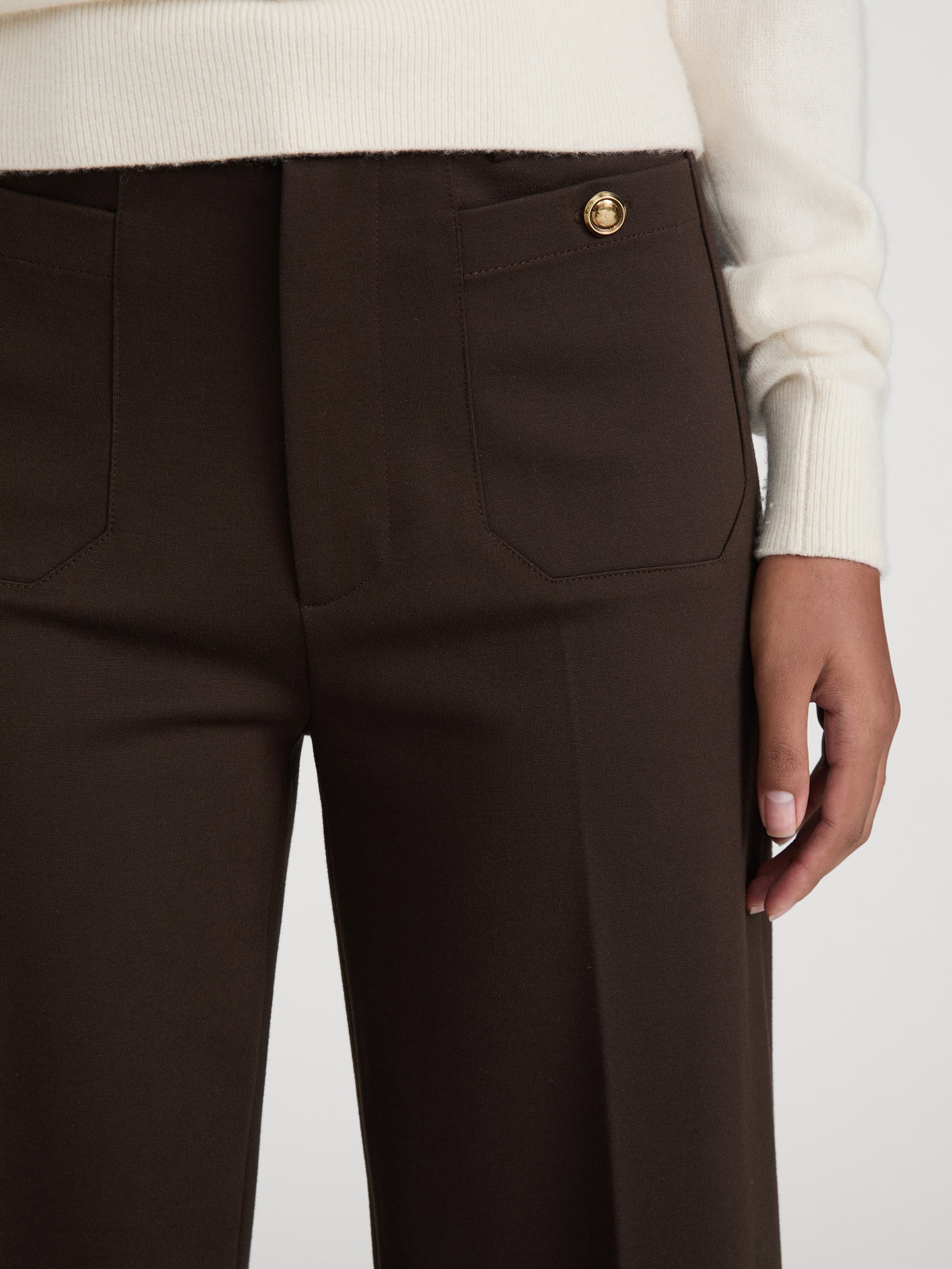 pant-detail-image