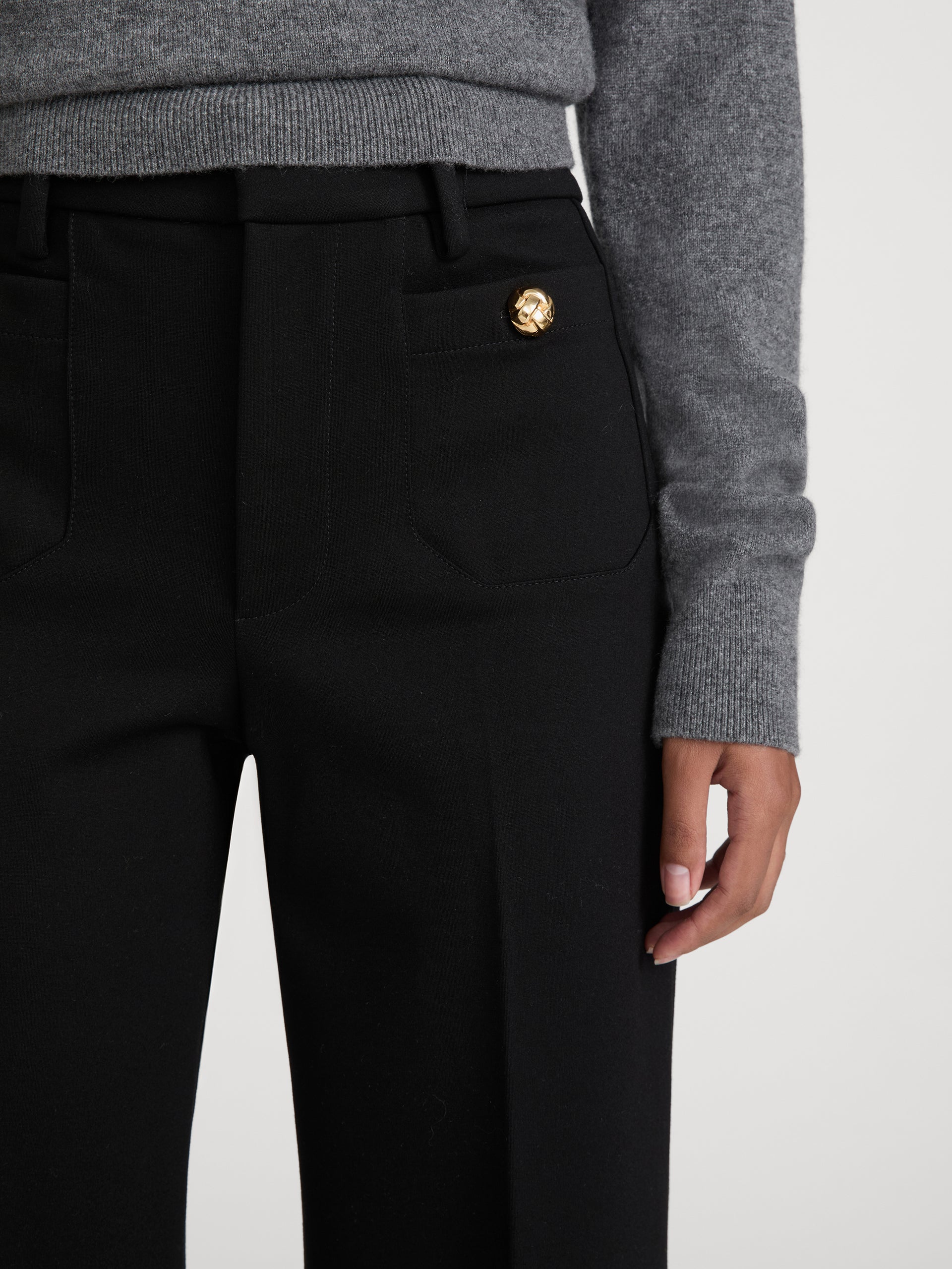 pant-detail-image