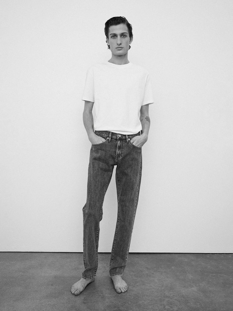 jeans lookbook image alt:hover