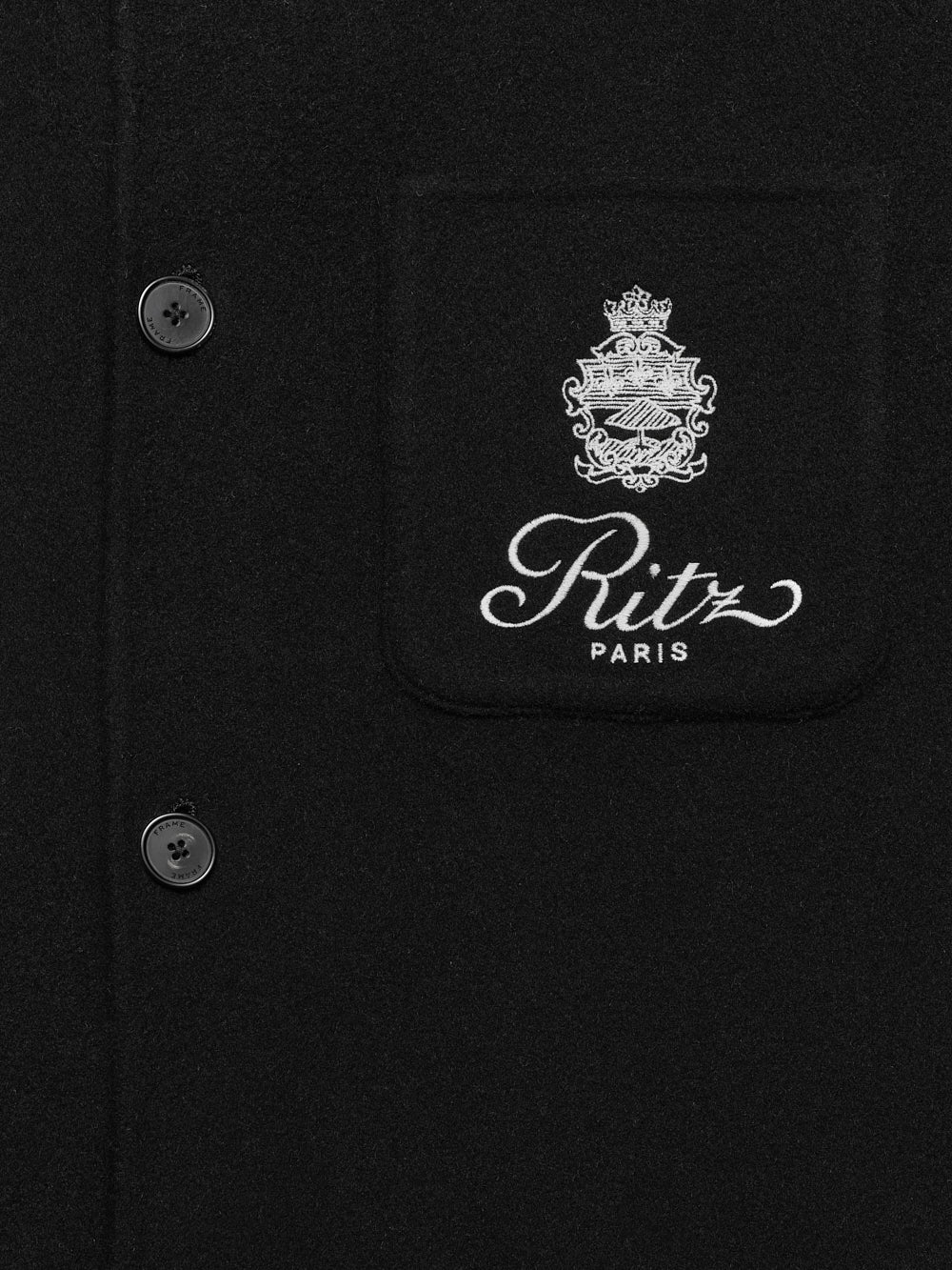 shirt detail packshot image alt:size alt:fit1