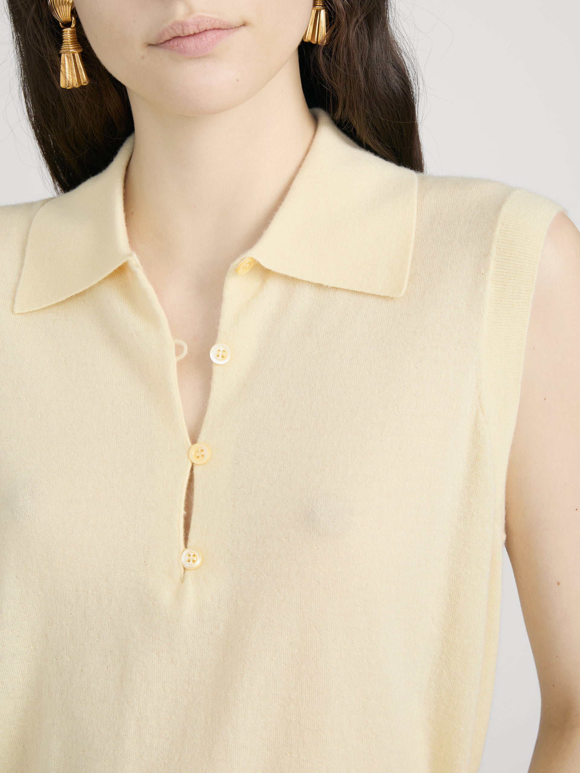 Top on model detail