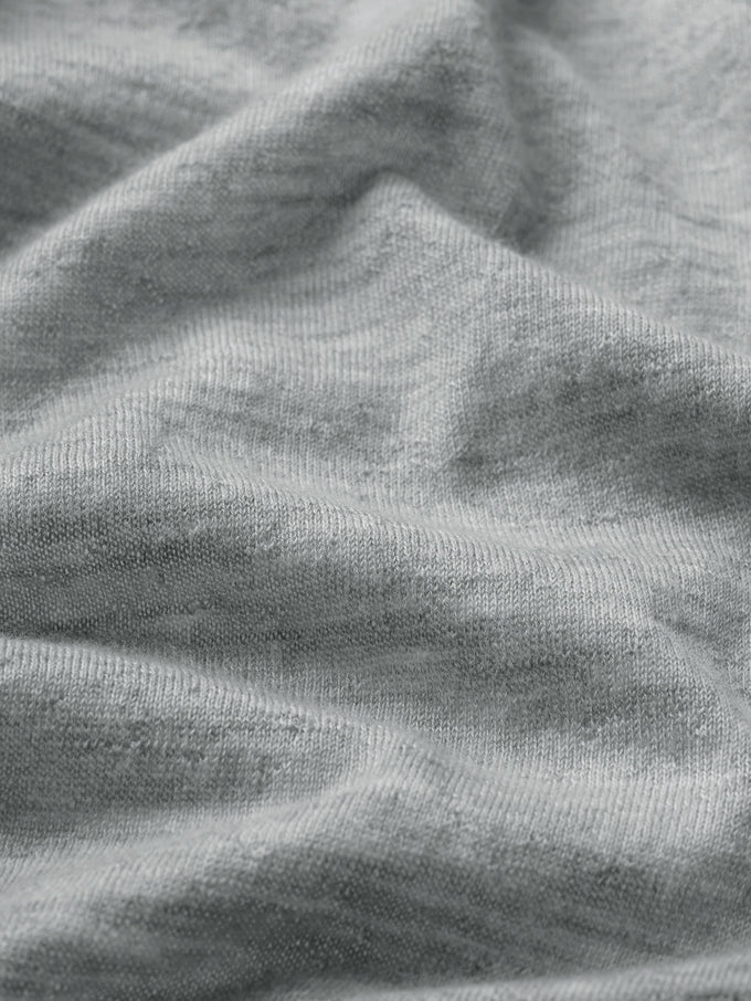 sweater-texture-detail-image