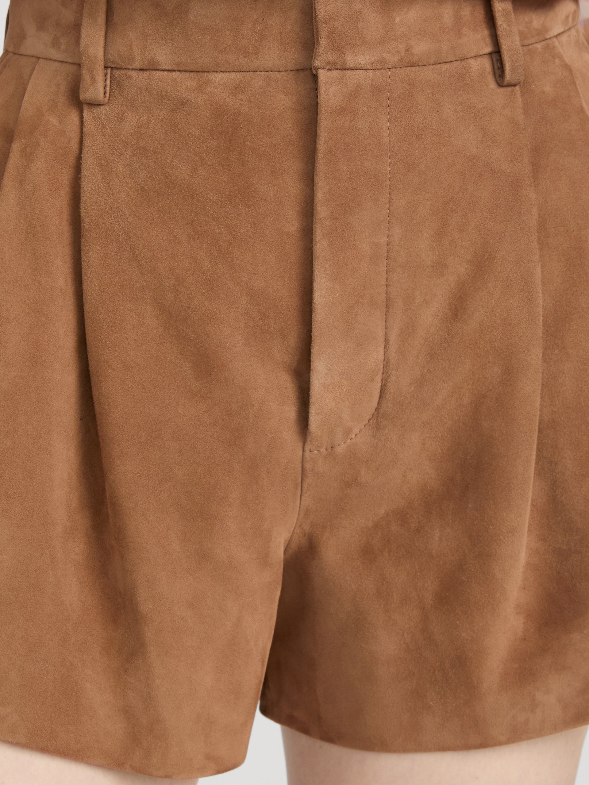 short-front-detail-image