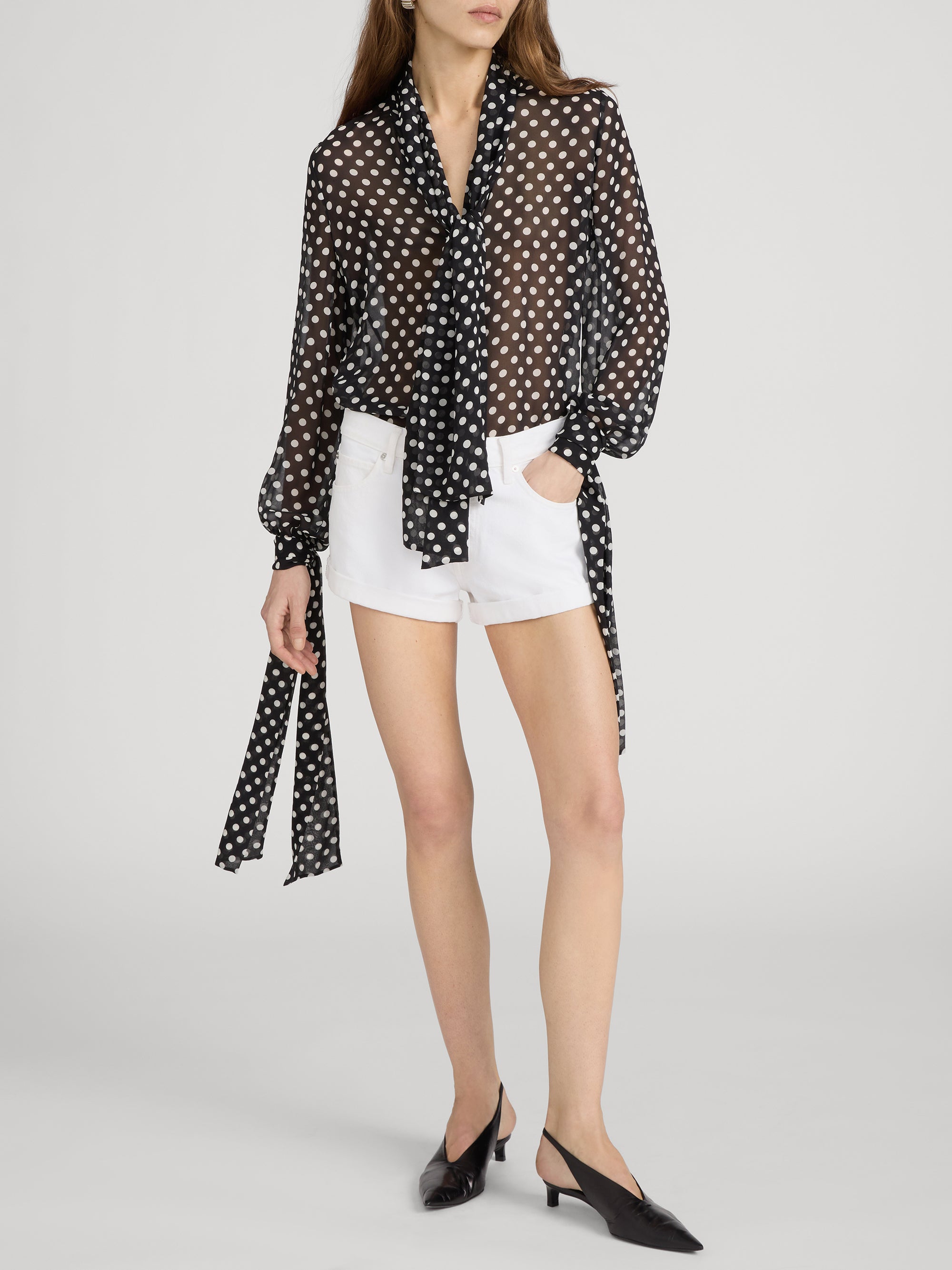Top on front on model